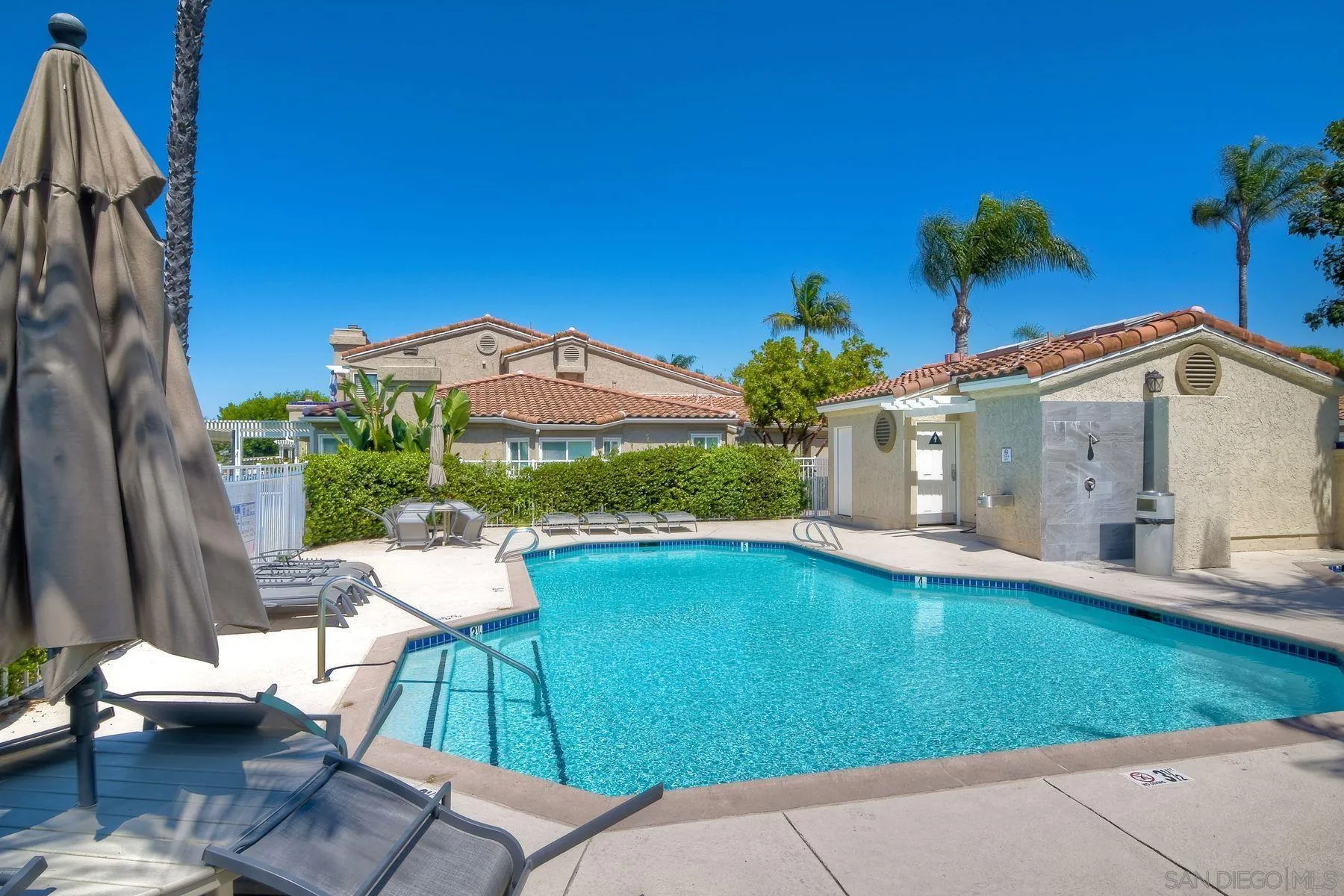 https://cdn.realtyfeed.com/cdn/127/260024569/8fa0fc59a50aa68cc3d1816b342c5e4a.webp