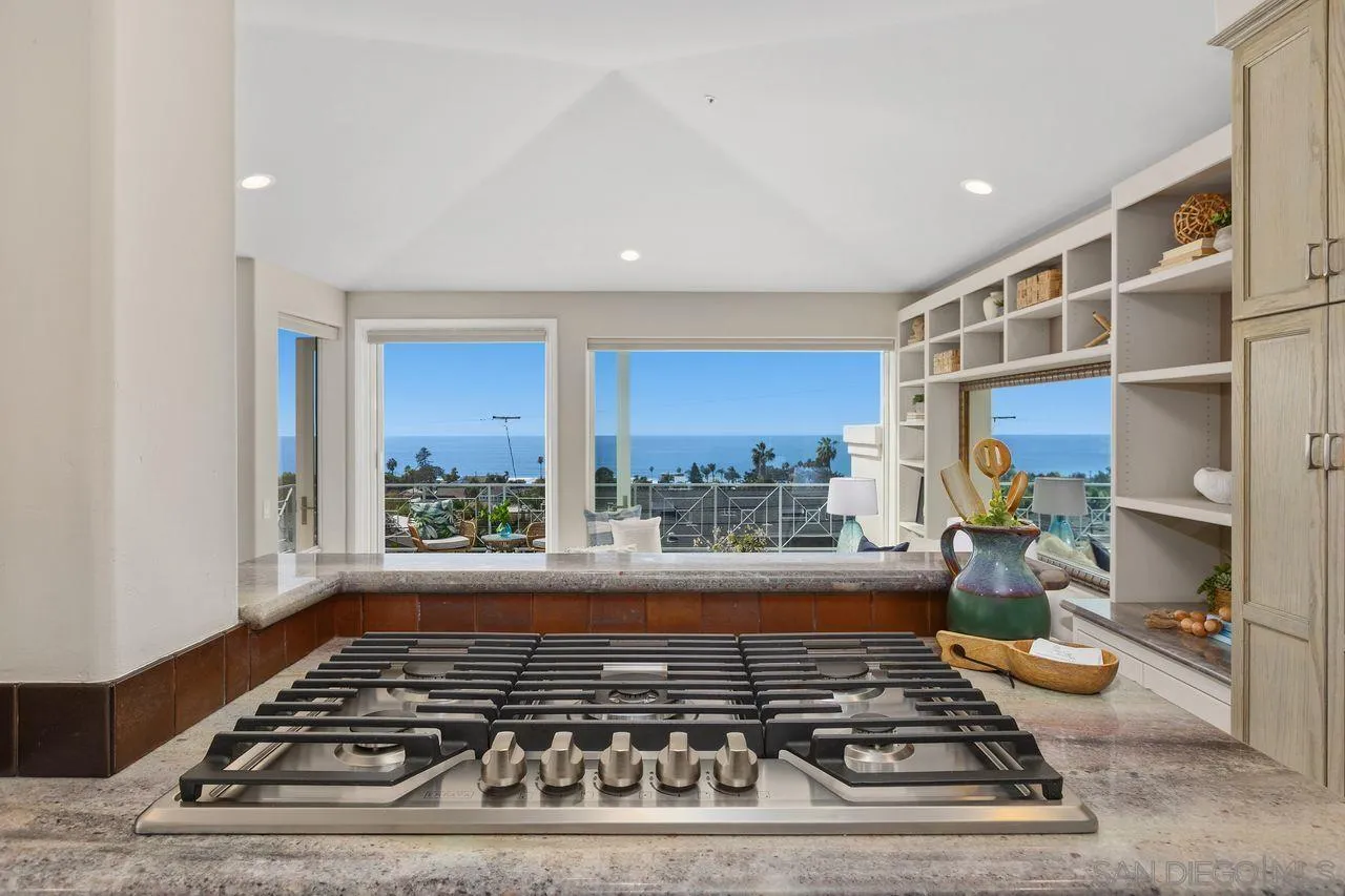 https://cdn.realtyfeed.com/cdn/127/260024576/031d119219d66262d2b3c8dec6e51470.webp