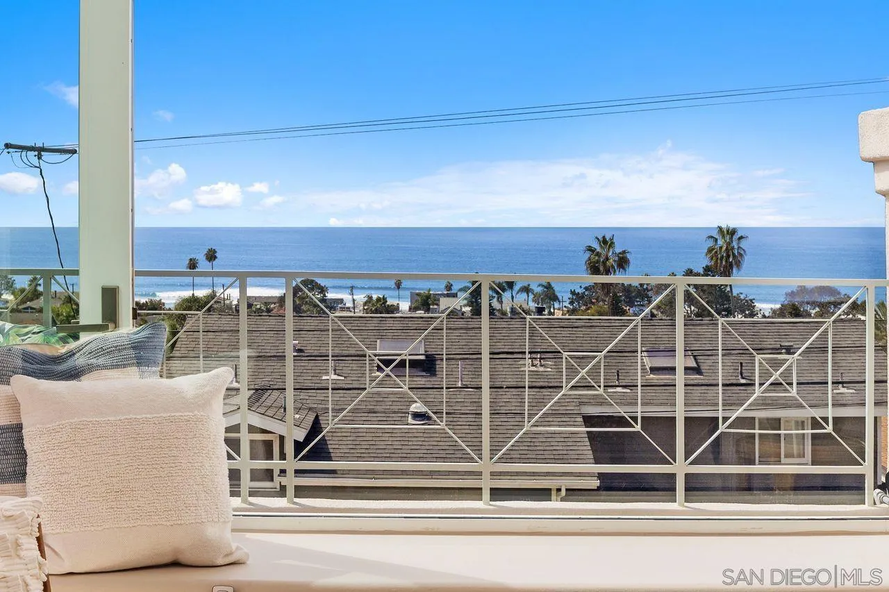 https://cdn.realtyfeed.com/cdn/127/260024576/0e9c2b6894f743da87bdf9525c3115fe.webp