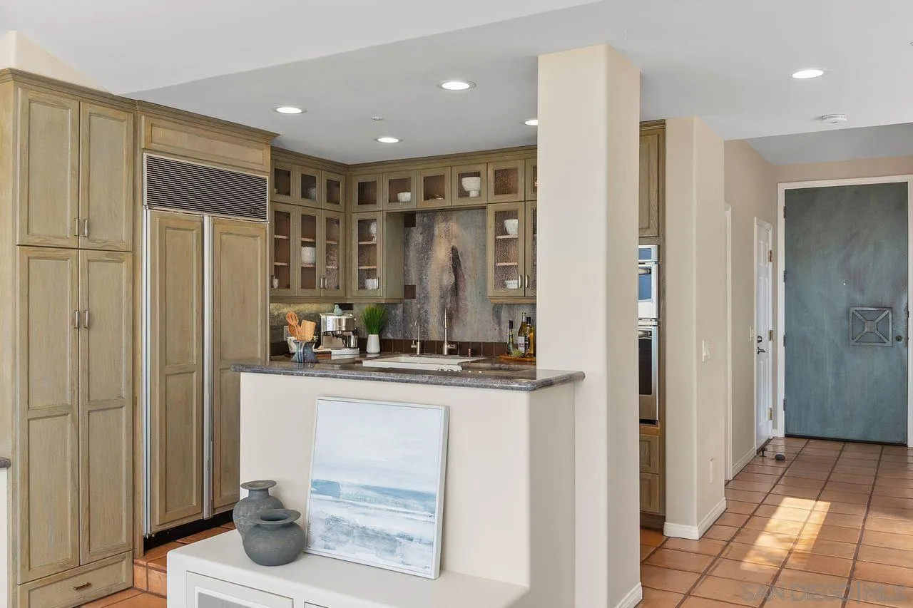 https://cdn.realtyfeed.com/cdn/127/260024576/1efa06dad7513f64b0bc10bf484e2728.webp
