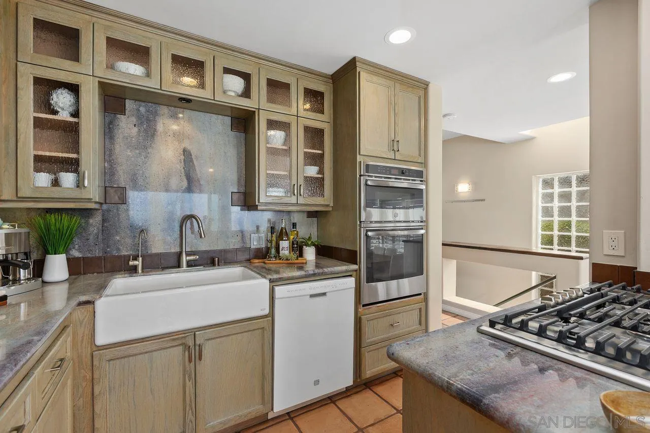 https://cdn.realtyfeed.com/cdn/127/260024576/6a13abefb7a20beb33e5fdaaac649cd9.webp