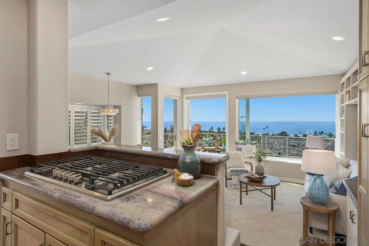 https://cdn.realtyfeed.com/cdn/127/260024576/95b213ec9ca7a0302be19efac43c3fdc.webp