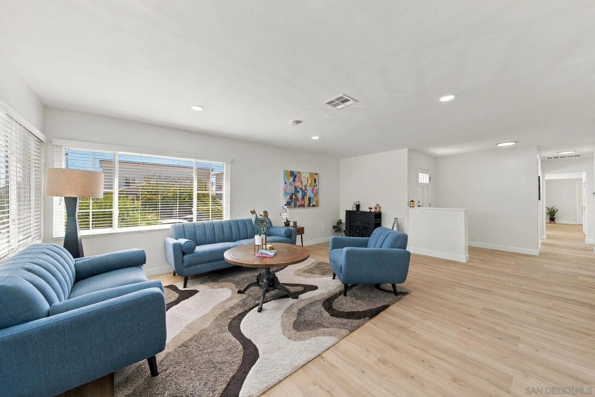 https://cdn.realtyfeed.com/cdn/127/260024579/05986787b573ce933b37d924b5aa2446.webp