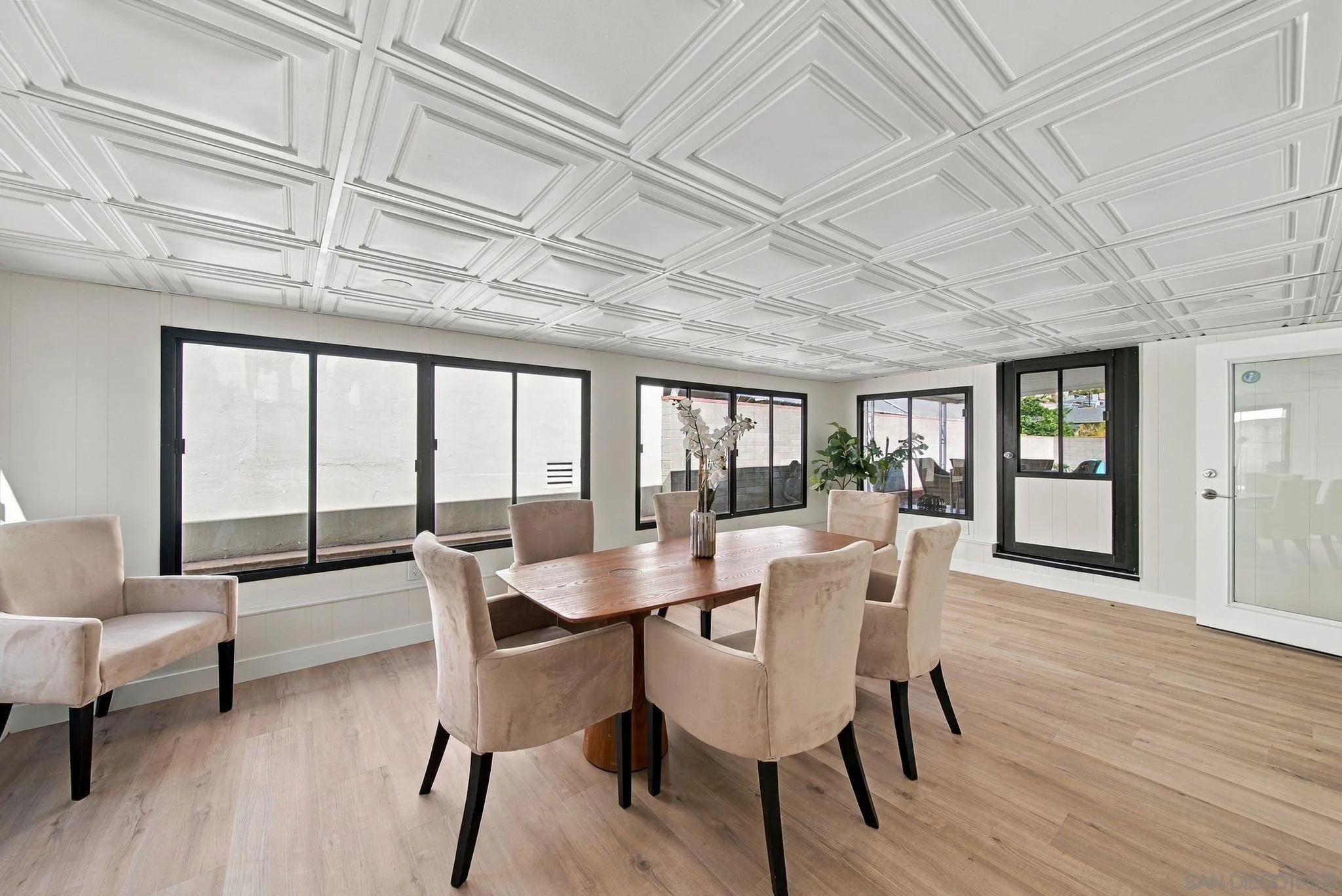 https://cdn.realtyfeed.com/cdn/127/260024579/53d9b3c8fbb1e60589c777f29277a1b5.webp