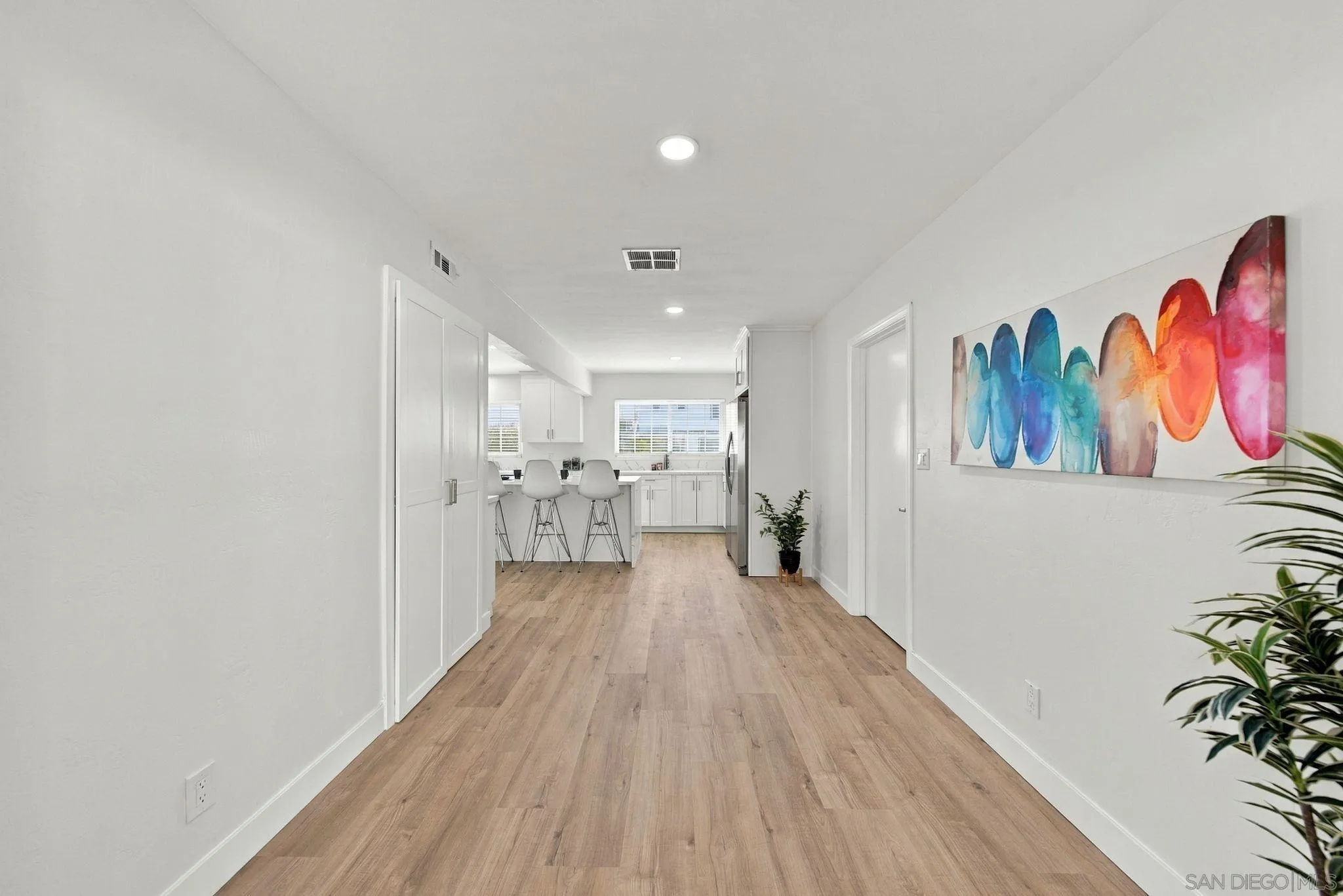 https://cdn.realtyfeed.com/cdn/127/260024579/918ff33b5736d14117ad24a8b0ac8b9c.webp
