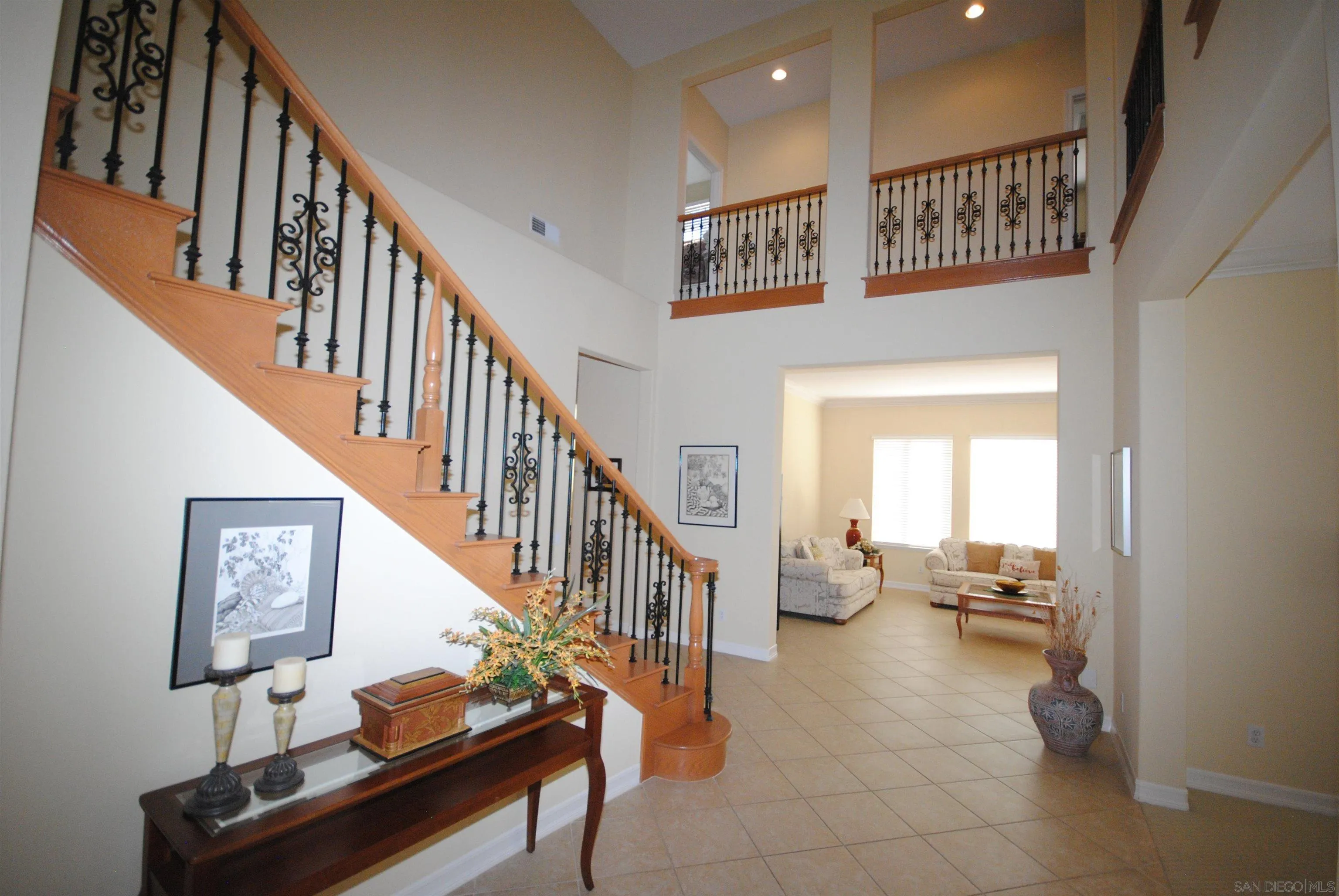https://cdn.realtyfeed.com/cdn/127/260024581/1072dbd519259e5b2d6969ea3638733b.webp