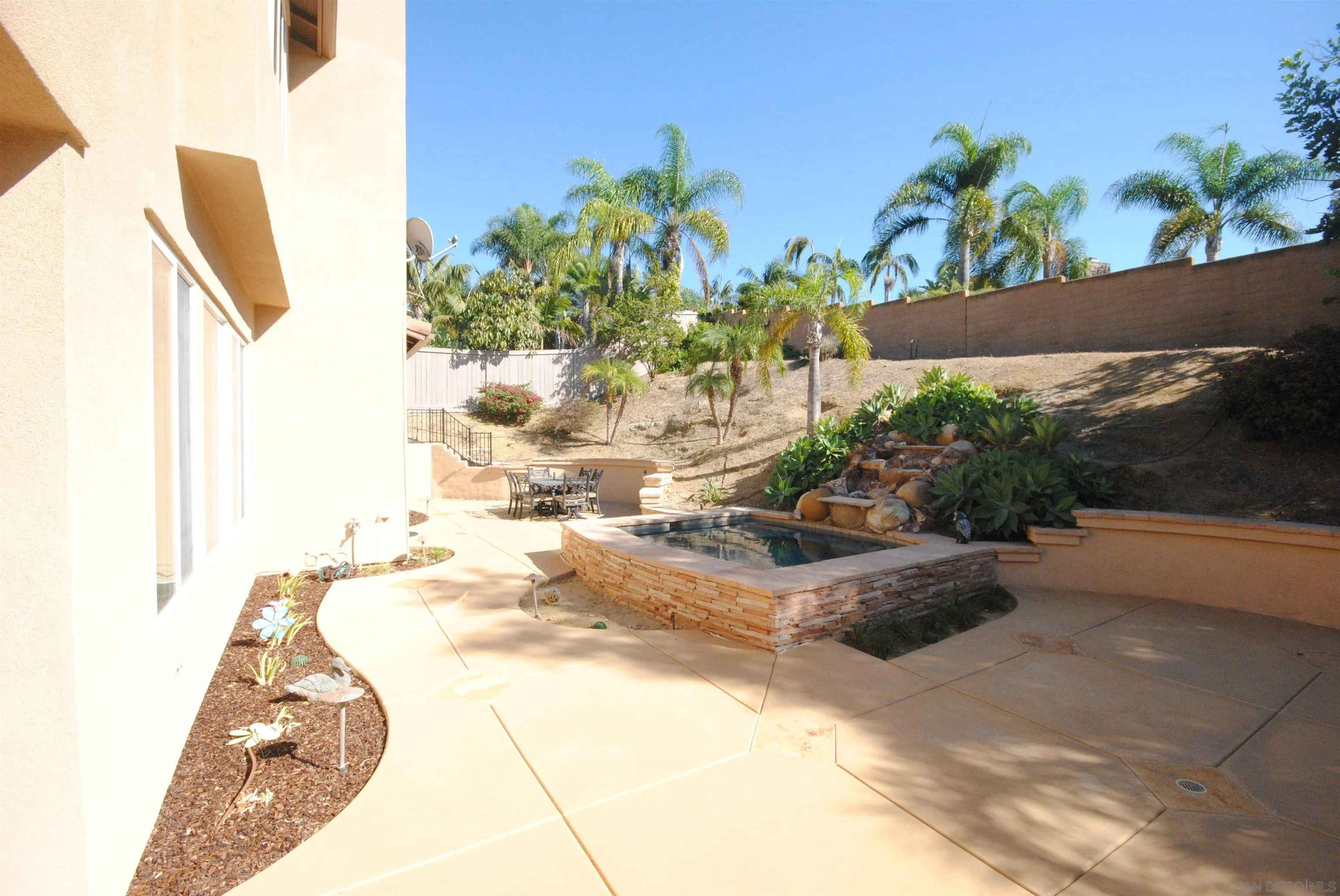 2891 Rancho Cortes, Carlsbad, CA 92009