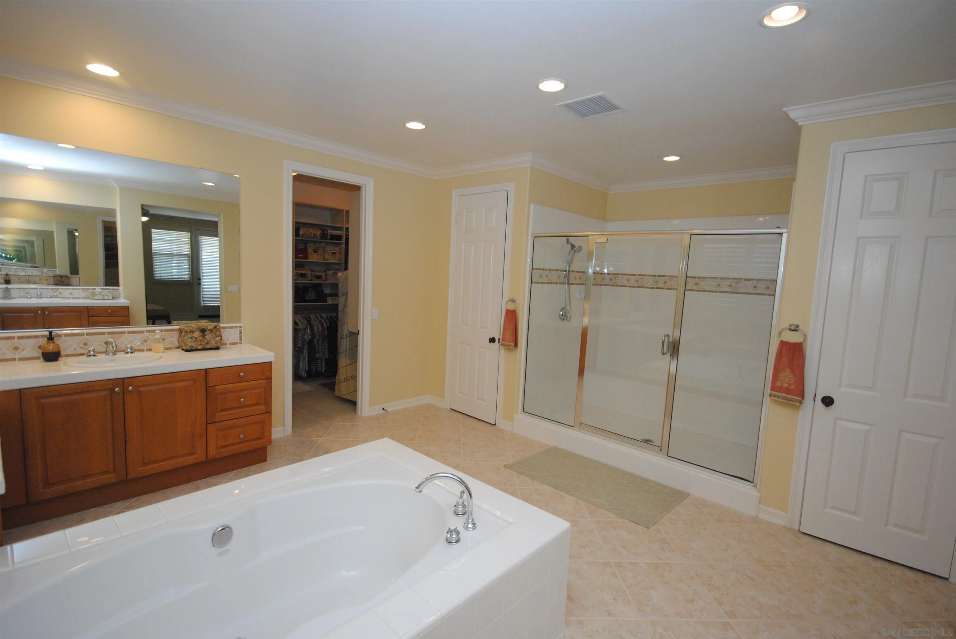 2891 Rancho Cortes, Carlsbad, CA 92009