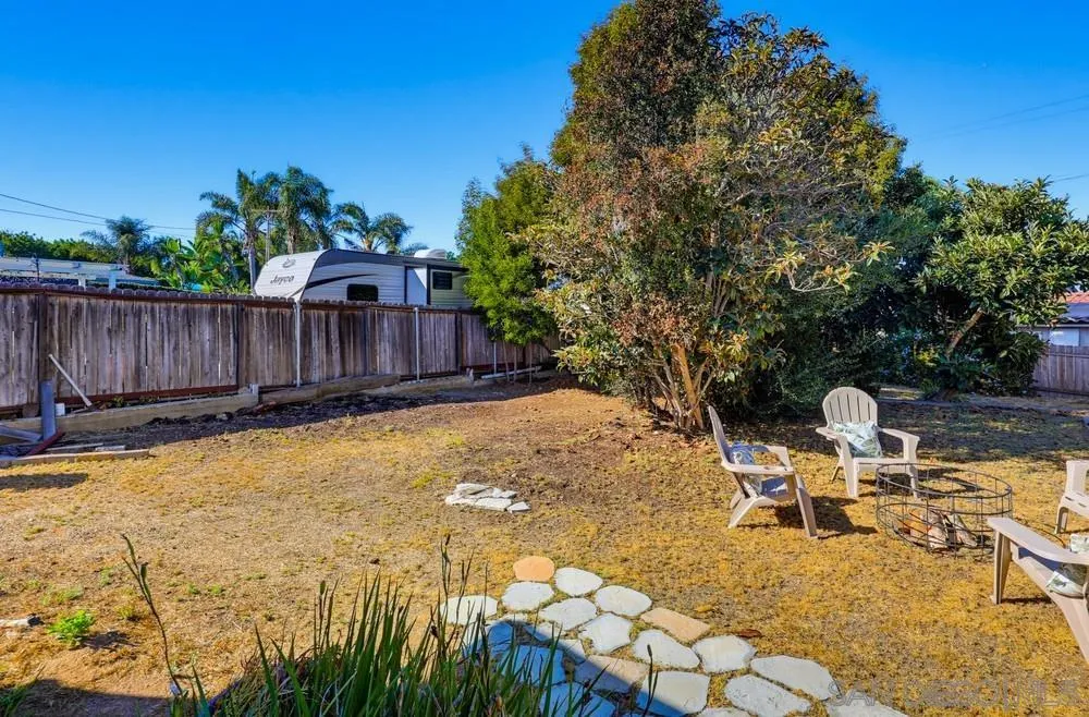 https://cdn.realtyfeed.com/cdn/127/260024582/88d6398804226c6fe9cea2126e81d9d0.webp