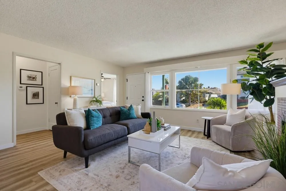 https://cdn.realtyfeed.com/cdn/127/260024582/c2a186197da6c3d4495993c1c78e7294.webp