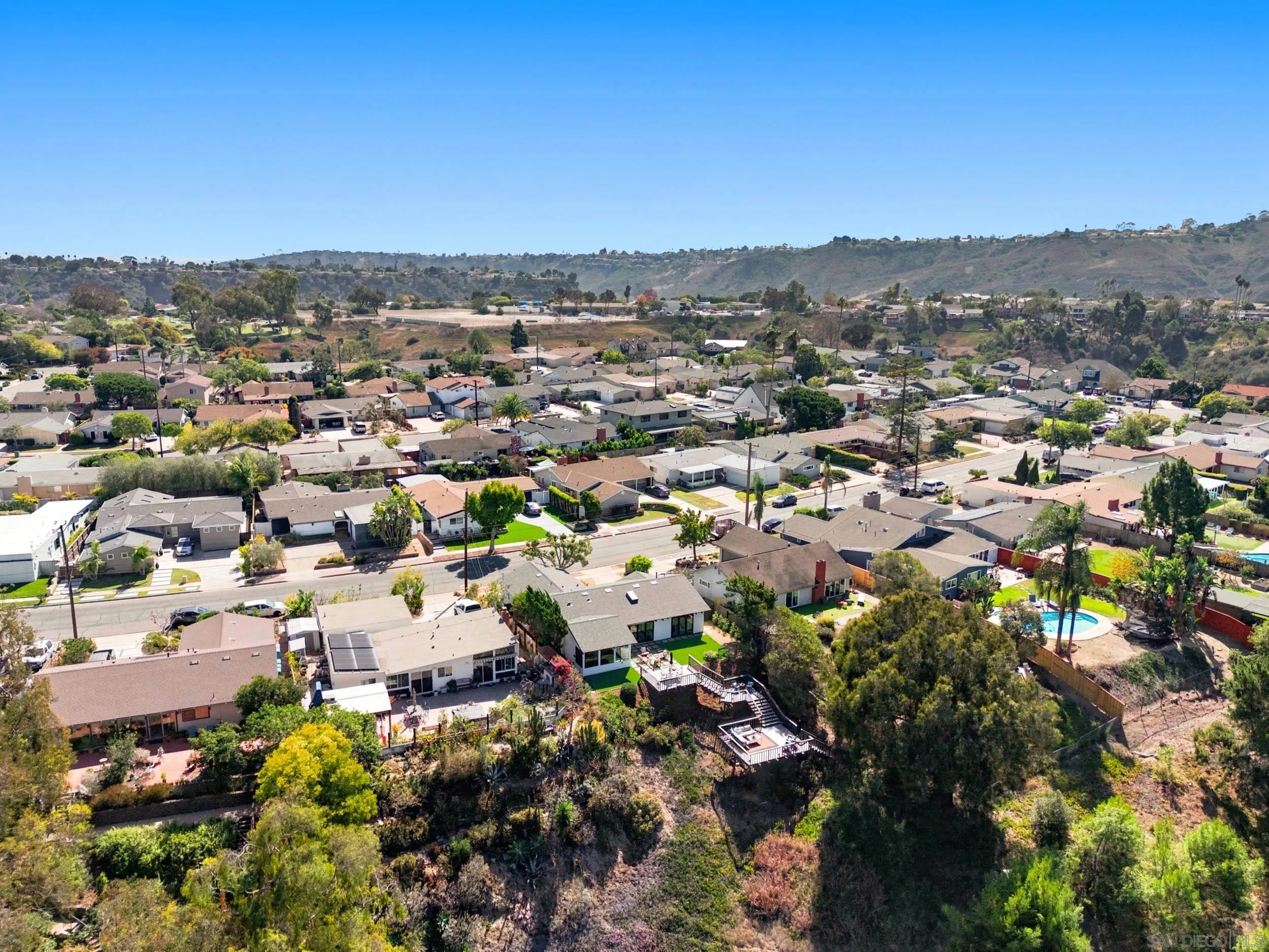 https://cdn.realtyfeed.com/cdn/127/260024585/9211e5989285877ee88edc46dbcc94b7.webp