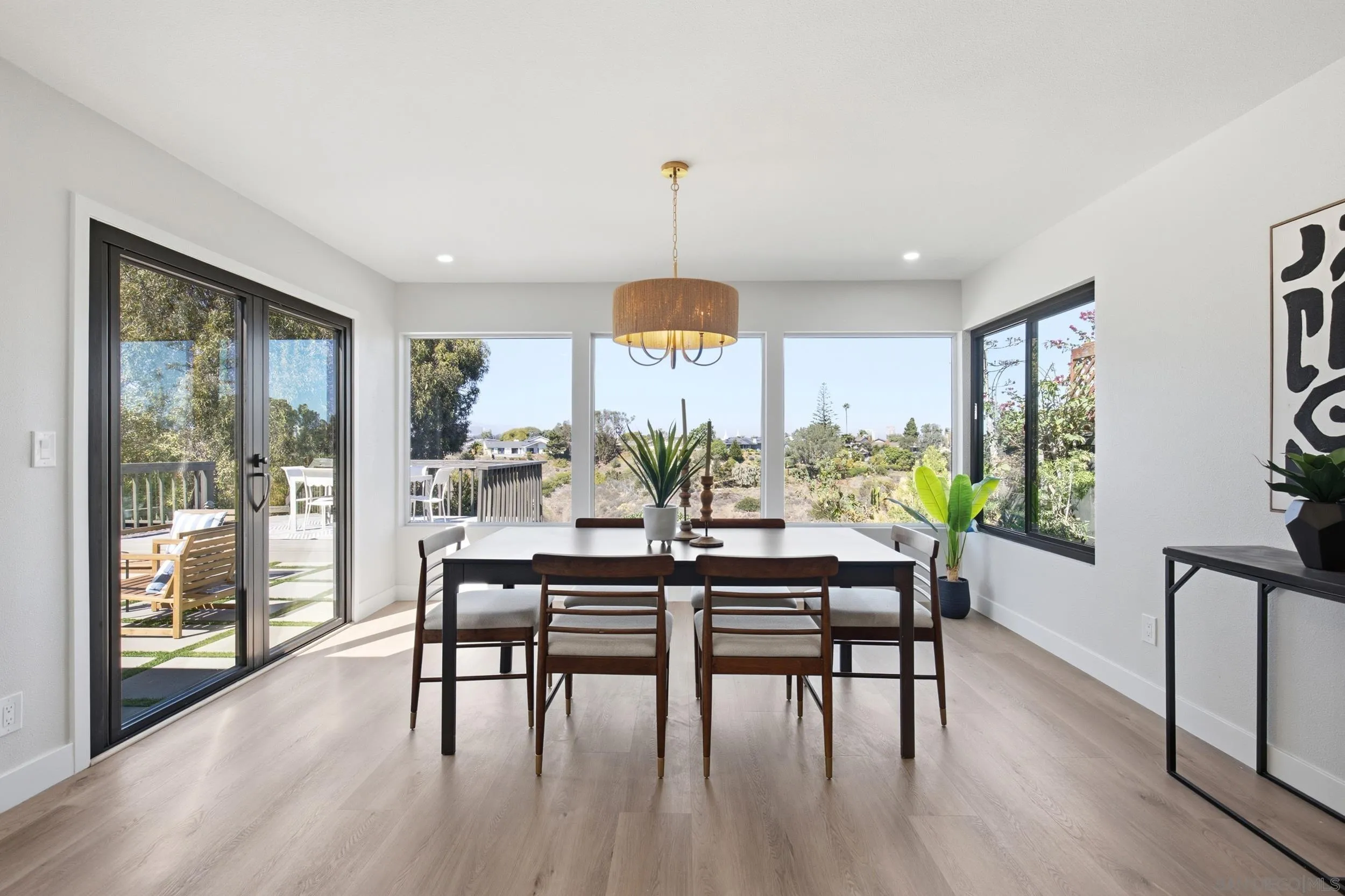 https://cdn.realtyfeed.com/cdn/127/260024585/a95c998c41fcd4b78d83046346098576.webp