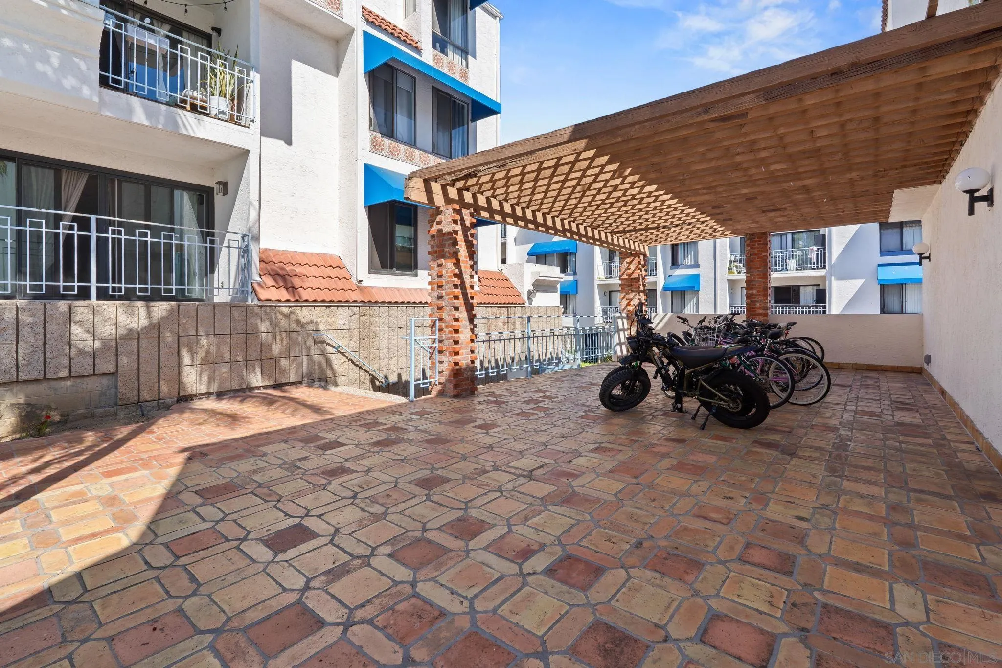 8328 Regents #2B, San Diego, CA 92122, photo 27