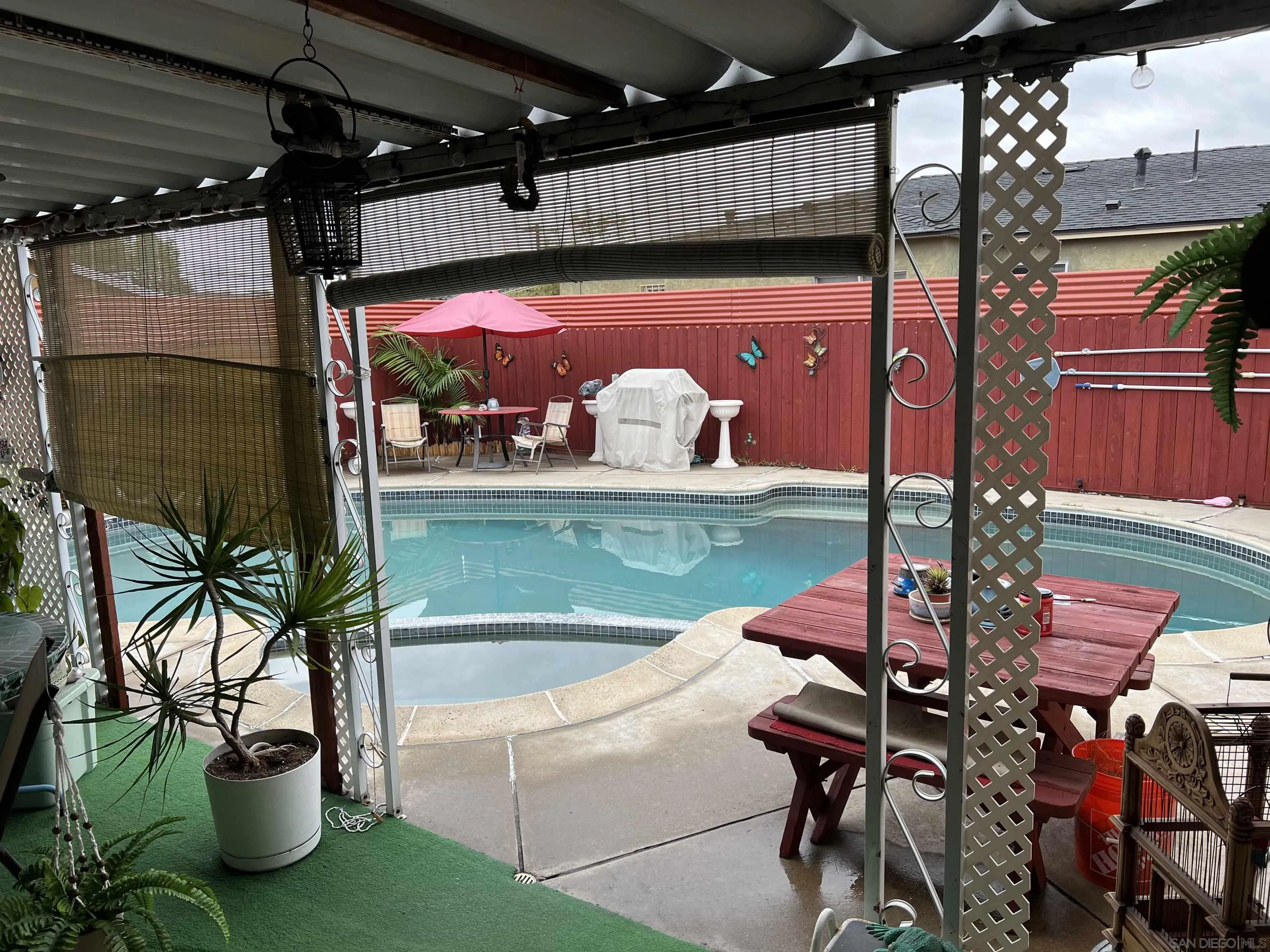 https://cdn.realtyfeed.com/cdn/127/2600246/542adc4d3a61a52bff113d597f5ee078.webp