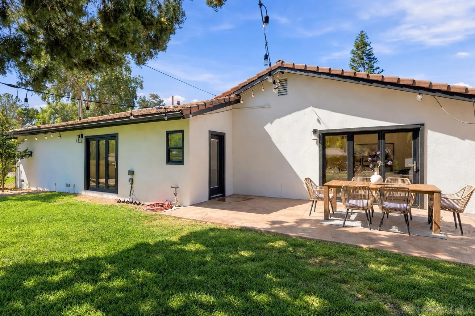 https://cdn.realtyfeed.com/cdn/127/260024602/9df1c149511fe391330e164c98532e06.webp