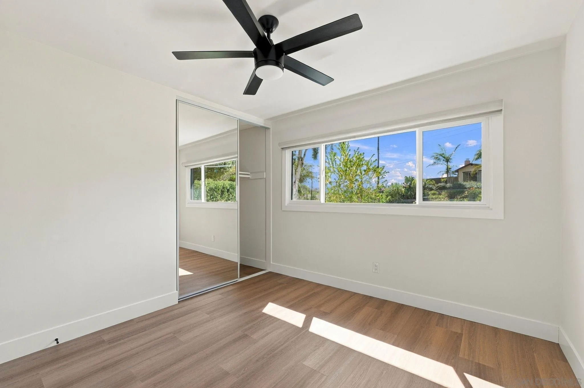 https://cdn.realtyfeed.com/cdn/127/260024602/c8be244360a8b026d8ac495df5b3f96b.webp