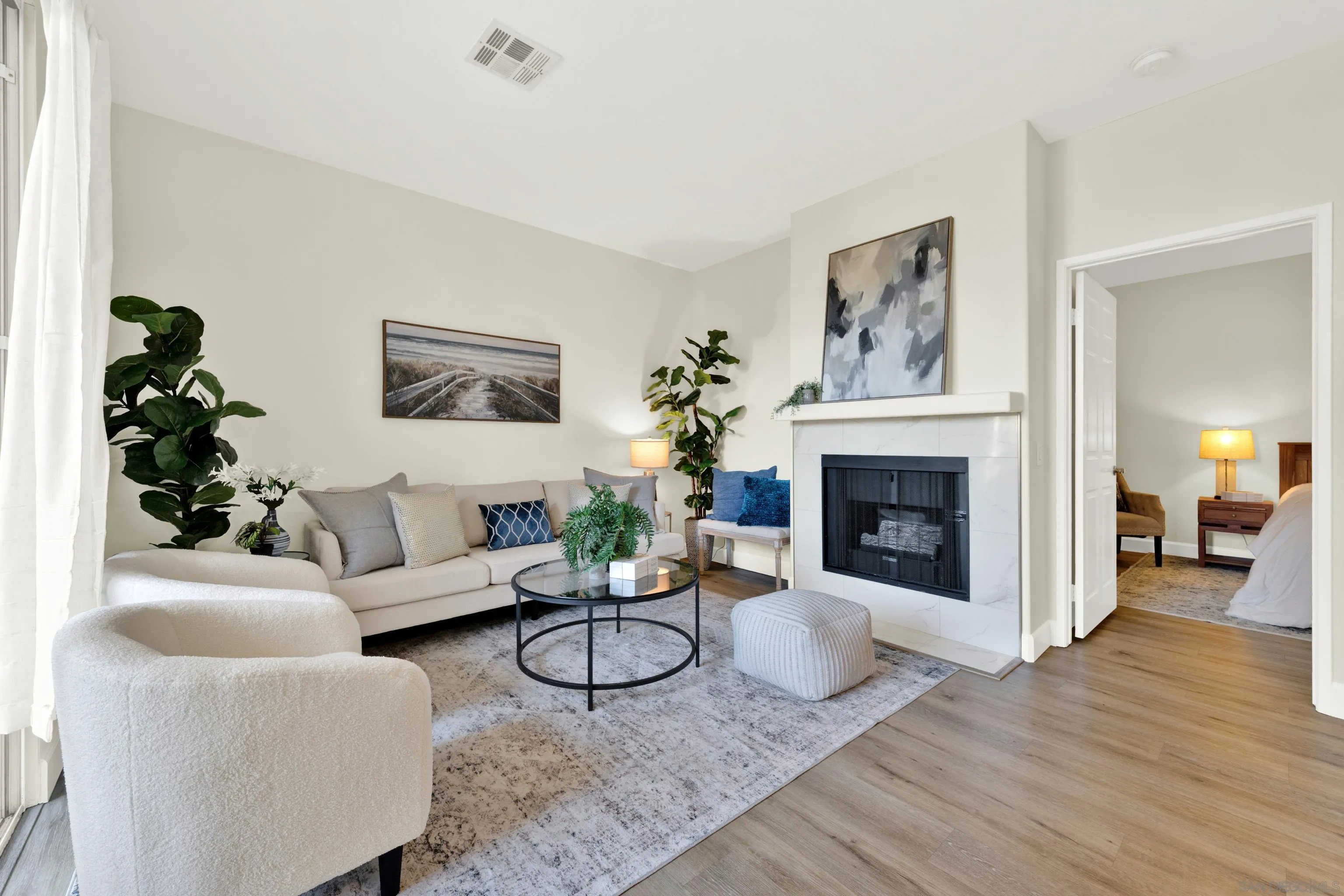 https://cdn.realtyfeed.com/cdn/127/260024604/1e86ed7f78f147606cb8d5dc6602eebb.webp