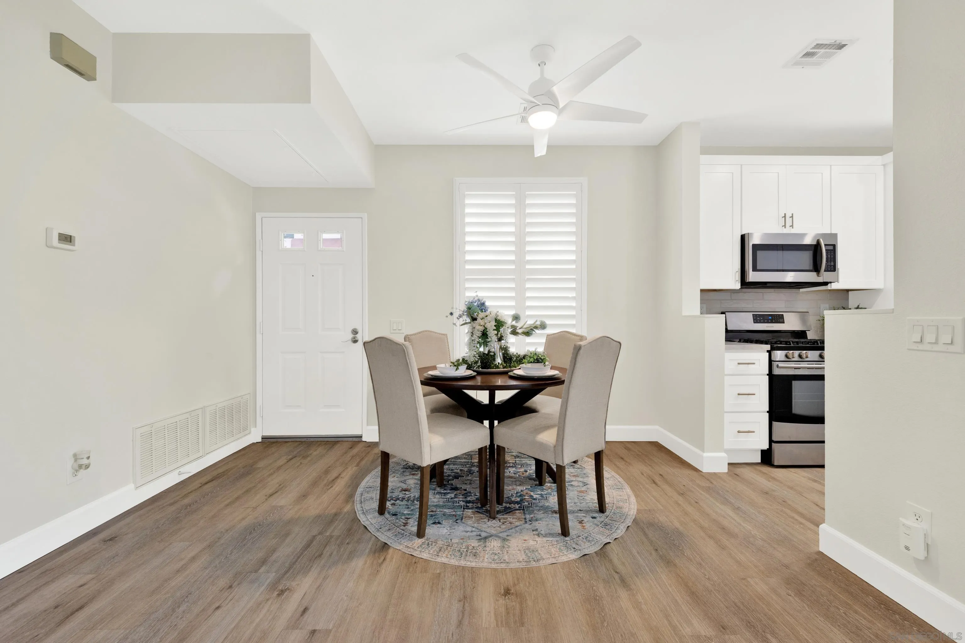 https://cdn.realtyfeed.com/cdn/127/260024604/369fad72b6e421d95cf925c3291a010a.webp