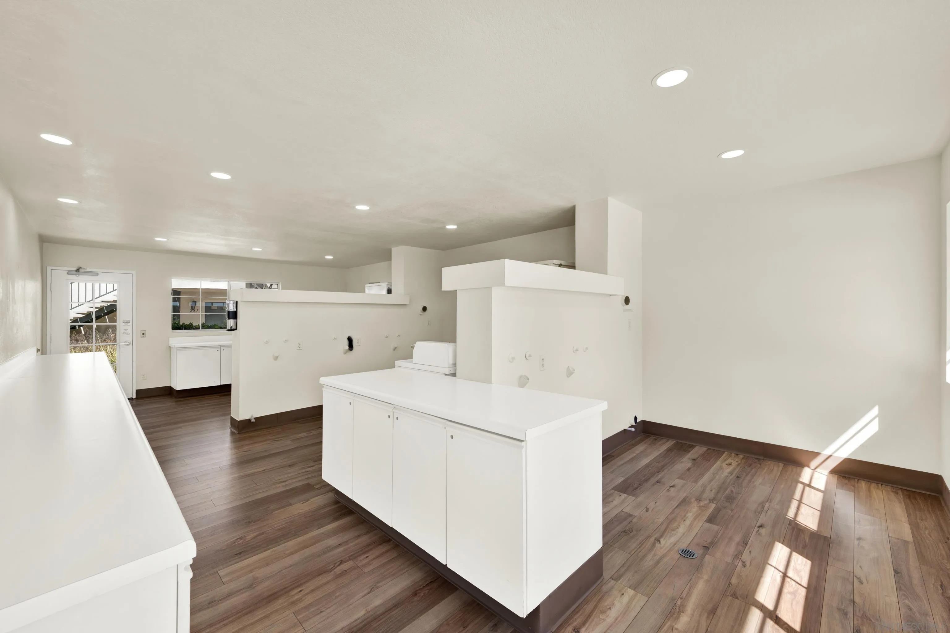 https://cdn.realtyfeed.com/cdn/127/260024604/3f62f1648b8fb231053543aedfa6ebb0.webp