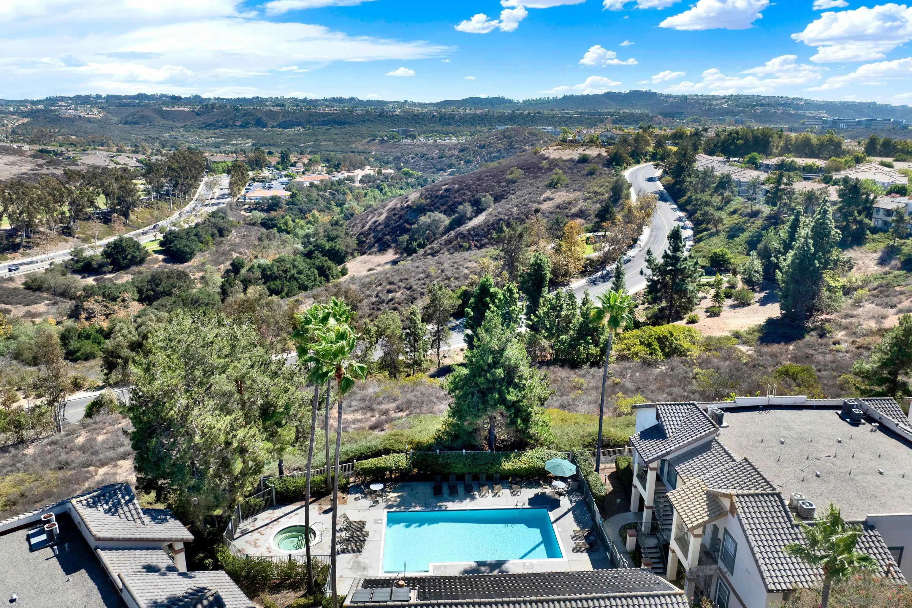 https://cdn.realtyfeed.com/cdn/127/260024604/77de8c7409ad26c562e320b7f5284270.webp