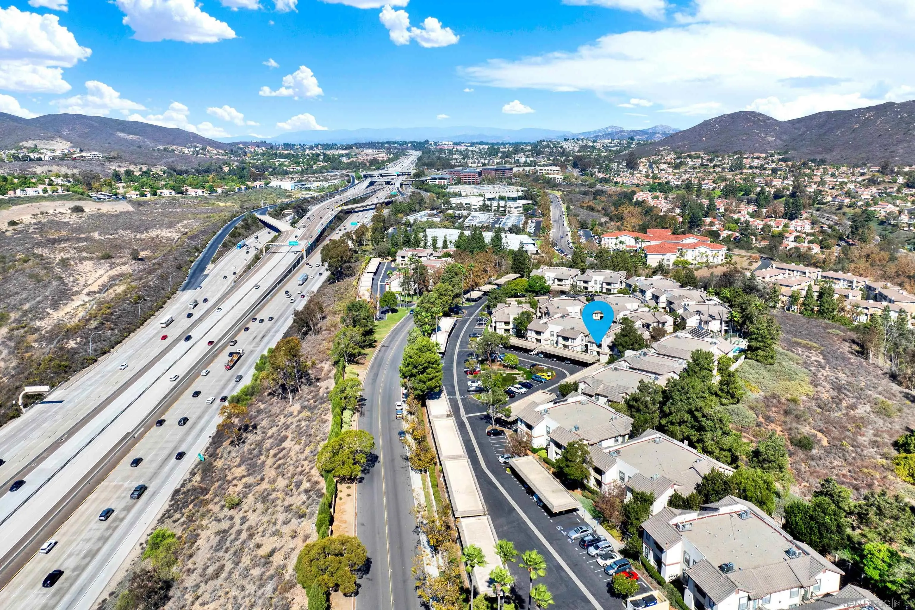 https://cdn.realtyfeed.com/cdn/127/260024604/91419fc1953a0dffe2585037b11f2e80.webp