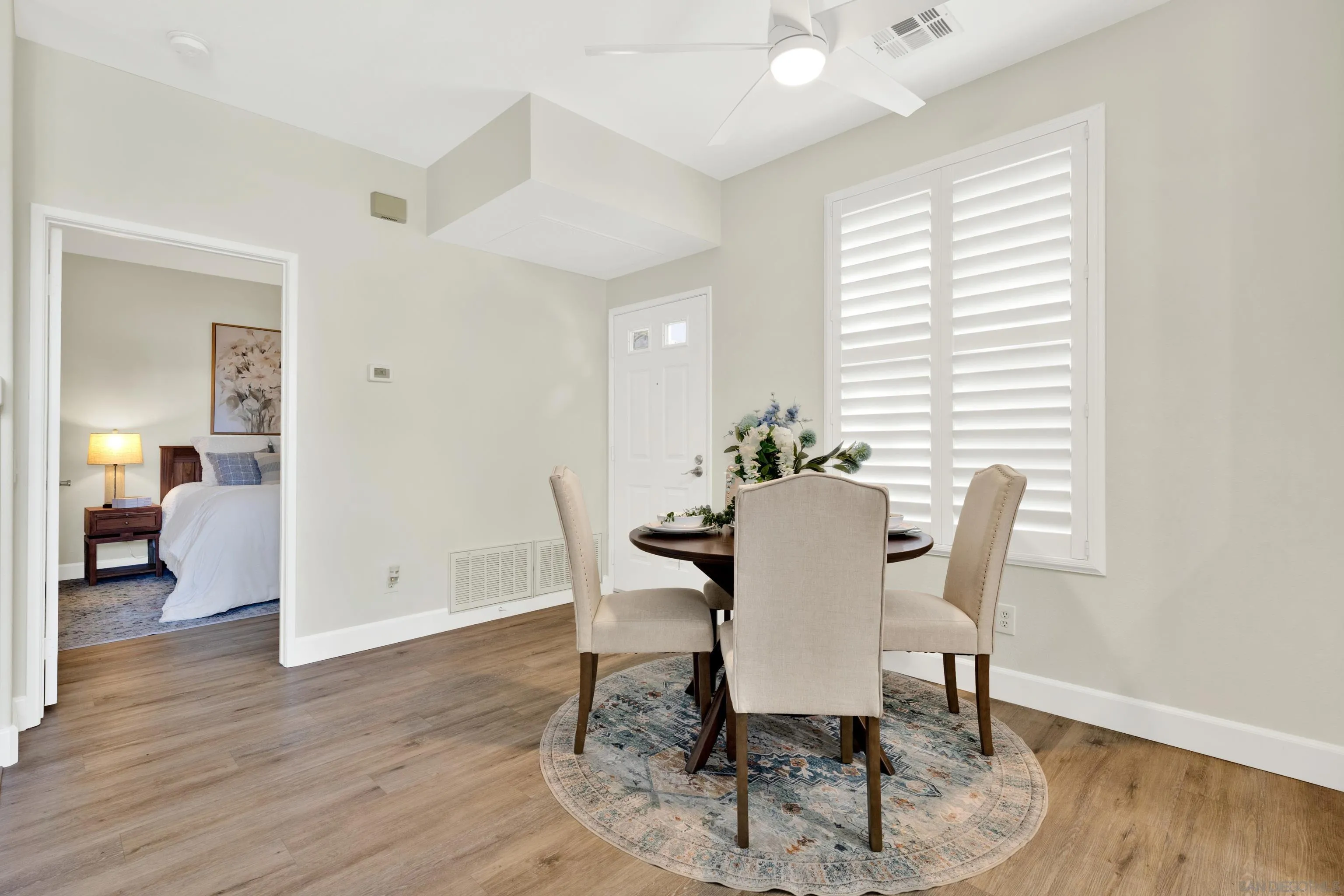 https://cdn.realtyfeed.com/cdn/127/260024604/a2ade857fd3047fd2ca939c8cf1eea47.webp