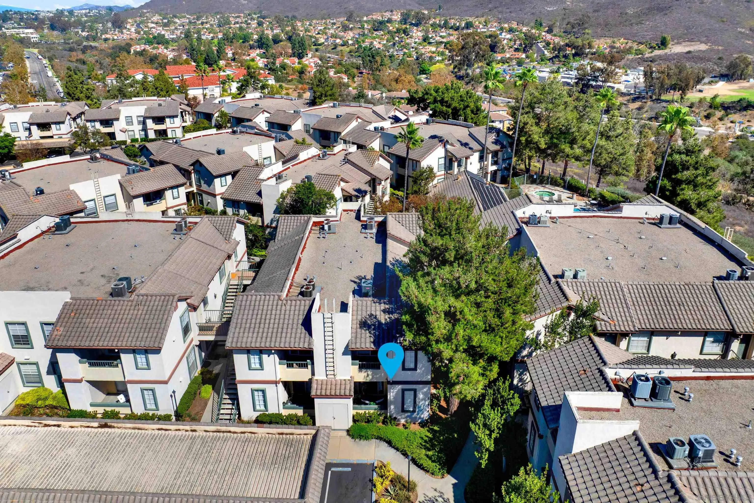 https://cdn.realtyfeed.com/cdn/127/260024604/d7f29504c4bc40961493a001086e2c91.webp