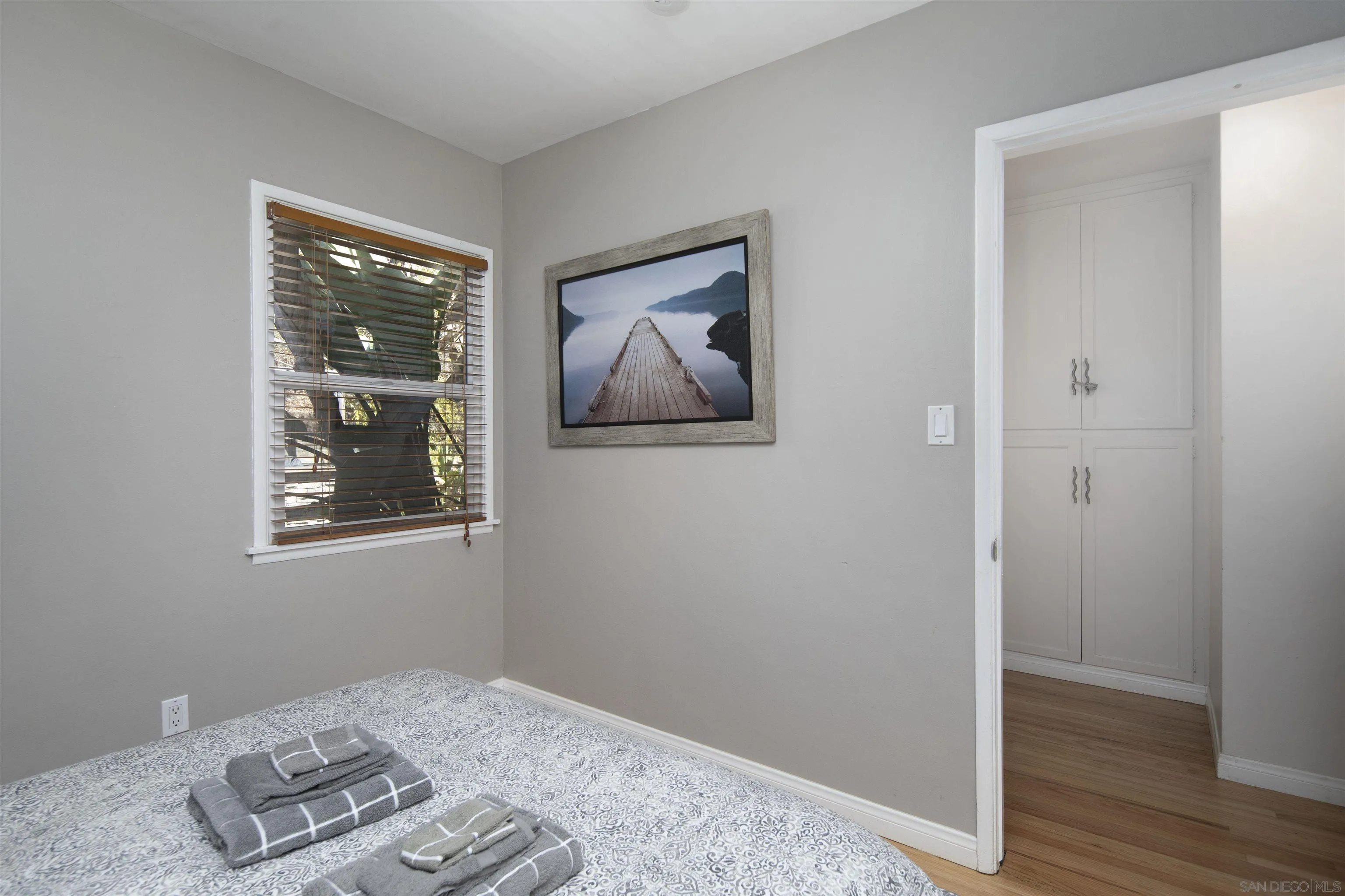 https://cdn.realtyfeed.com/cdn/127/260024608/12febb08f398b022cf28764bb4a85db3.webp