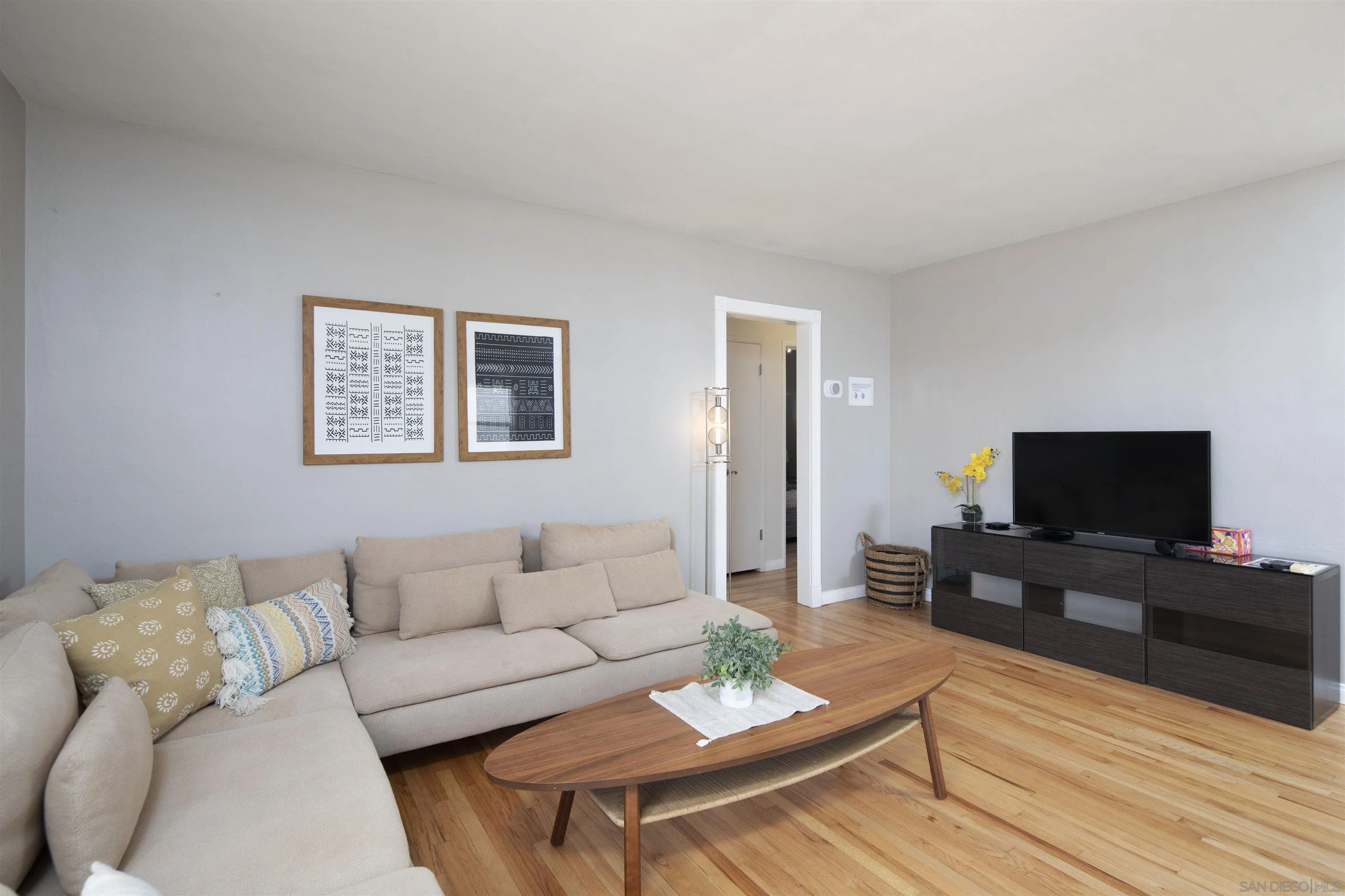 https://cdn.realtyfeed.com/cdn/127/260024608/1767905ec950b5893b5b169b1a82fa52.webp