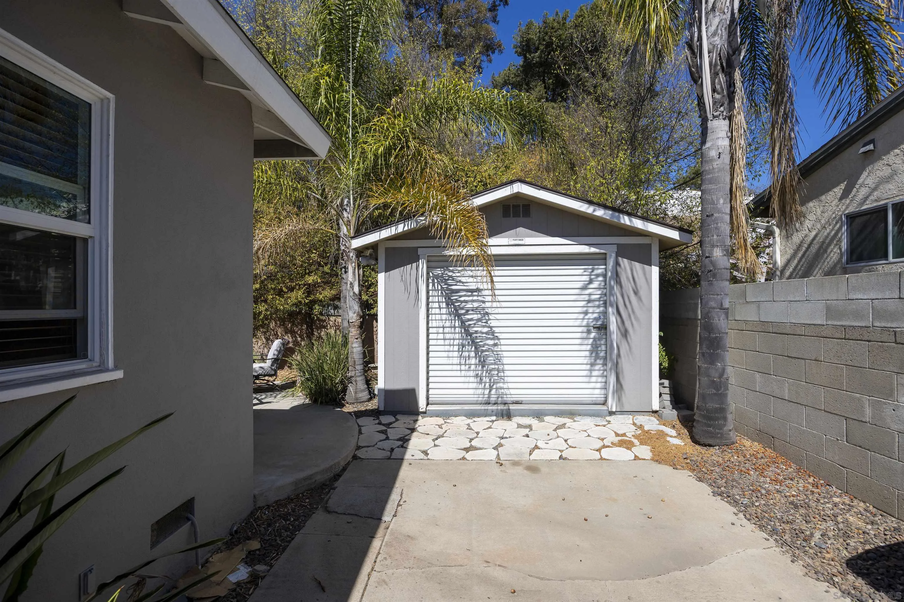 https://cdn.realtyfeed.com/cdn/127/260024608/ff8ff8e727fae17d0a10d23f2cd0a86f.webp