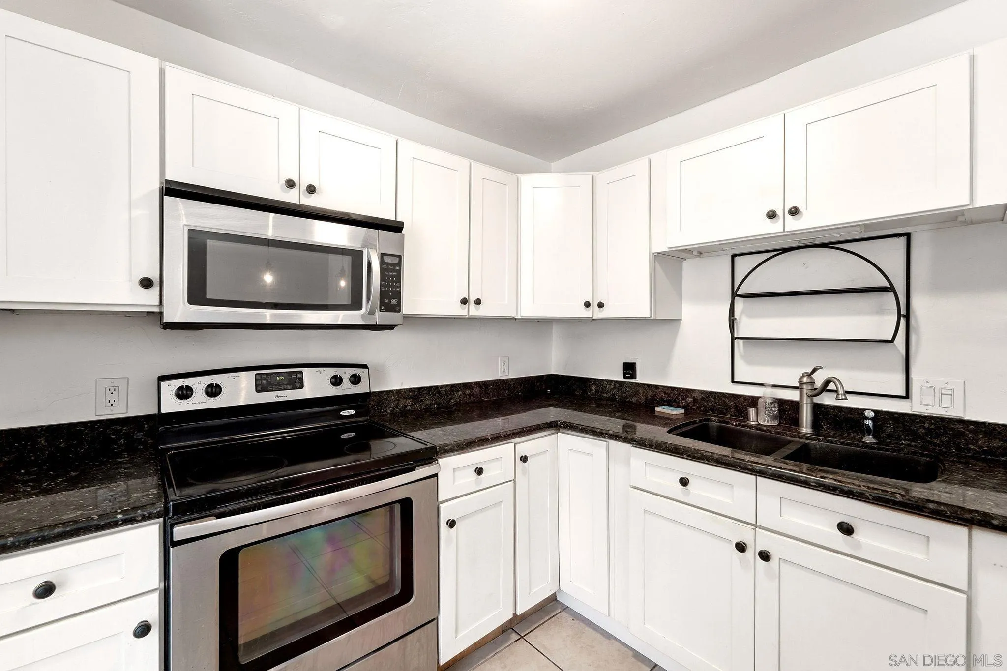 https://cdn.realtyfeed.com/cdn/127/260024610/95cd7f993955813e8d9a95cdf4e1c52a.webp