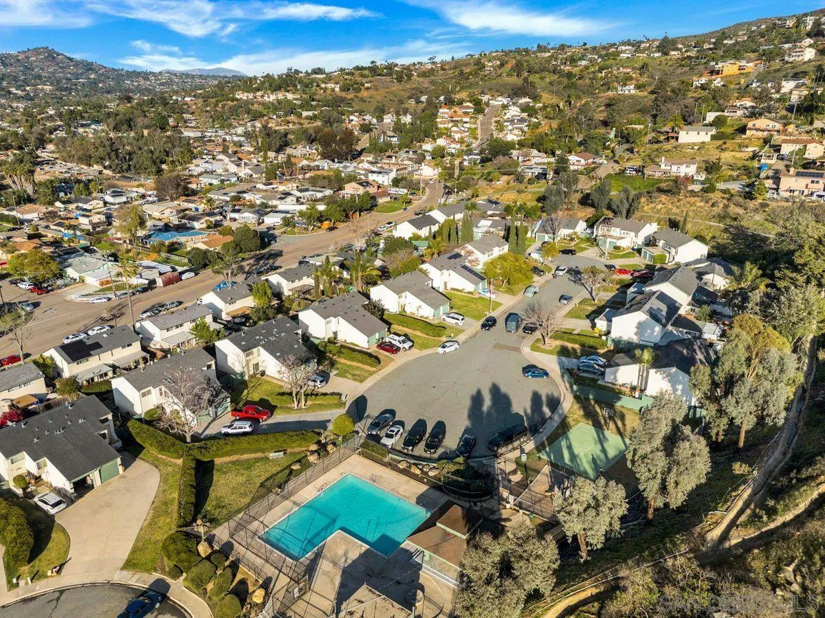 https://cdn.realtyfeed.com/cdn/127/260024610/dd4355fa47c470056d3a3de0a7297af6.webp