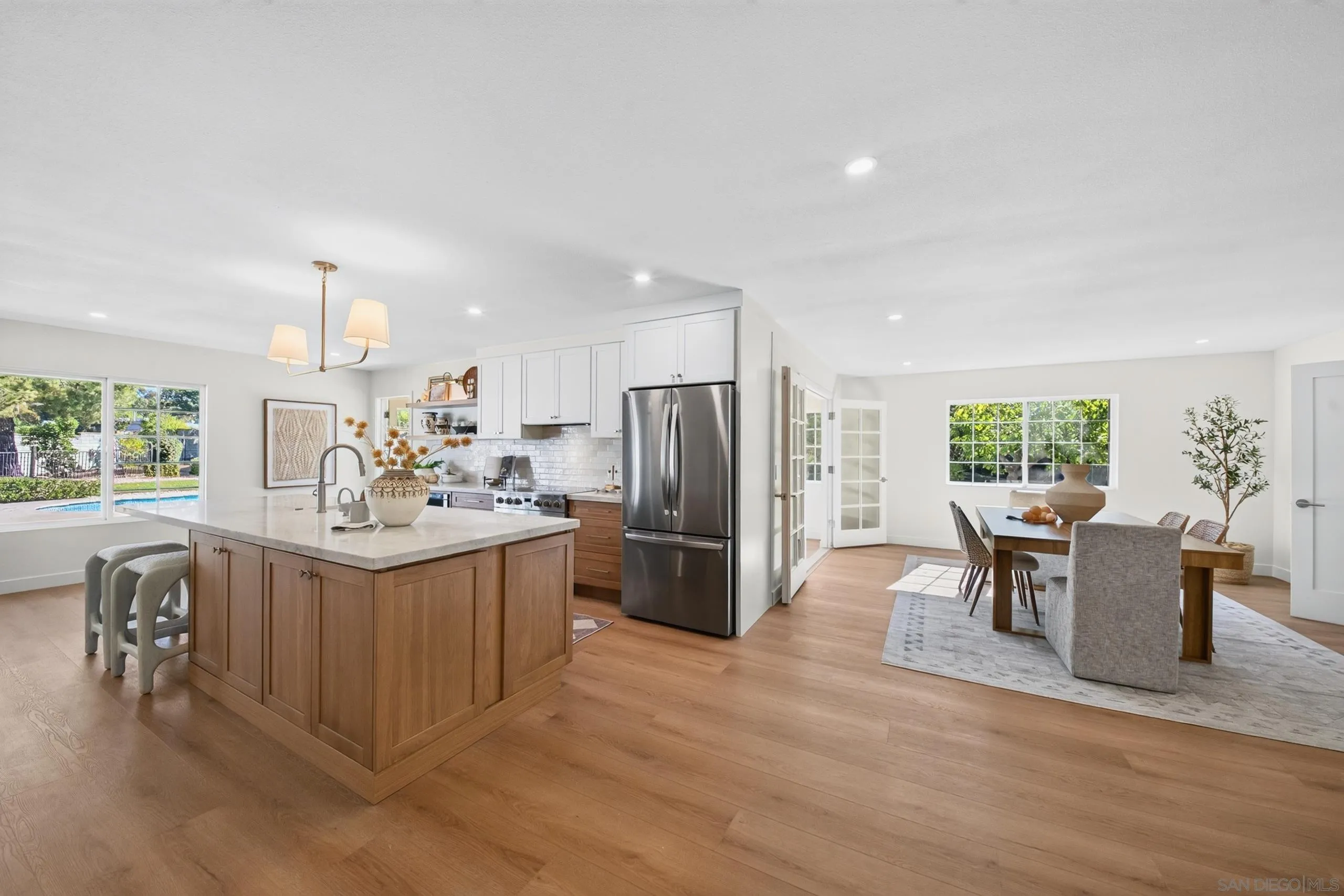 https://cdn.realtyfeed.com/cdn/127/260024617/45d88c36f5db4771a4fac407773db726.webp