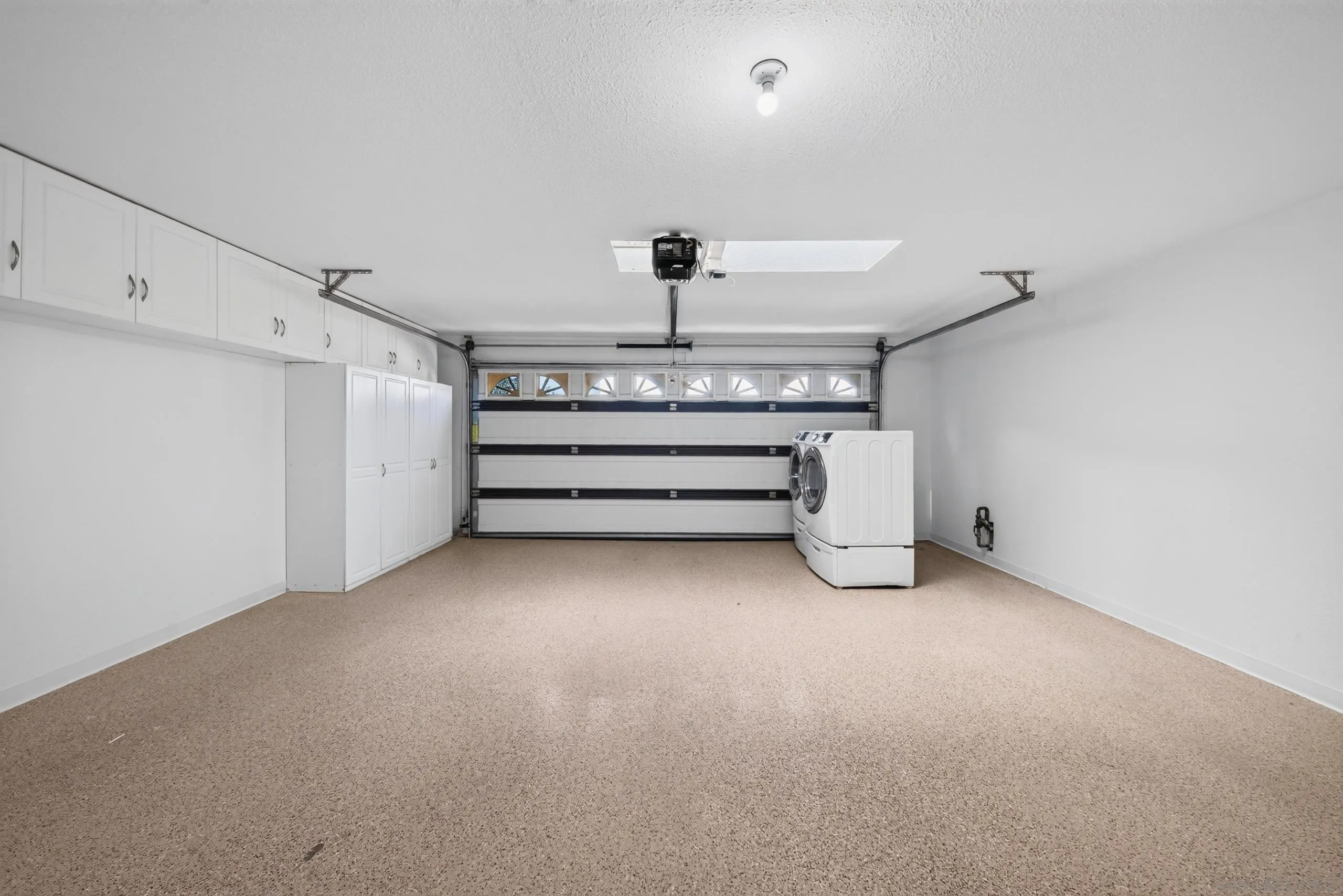 https://cdn.realtyfeed.com/cdn/127/260024617/8bd929373a162dfa1637e8be2b736f54.webp