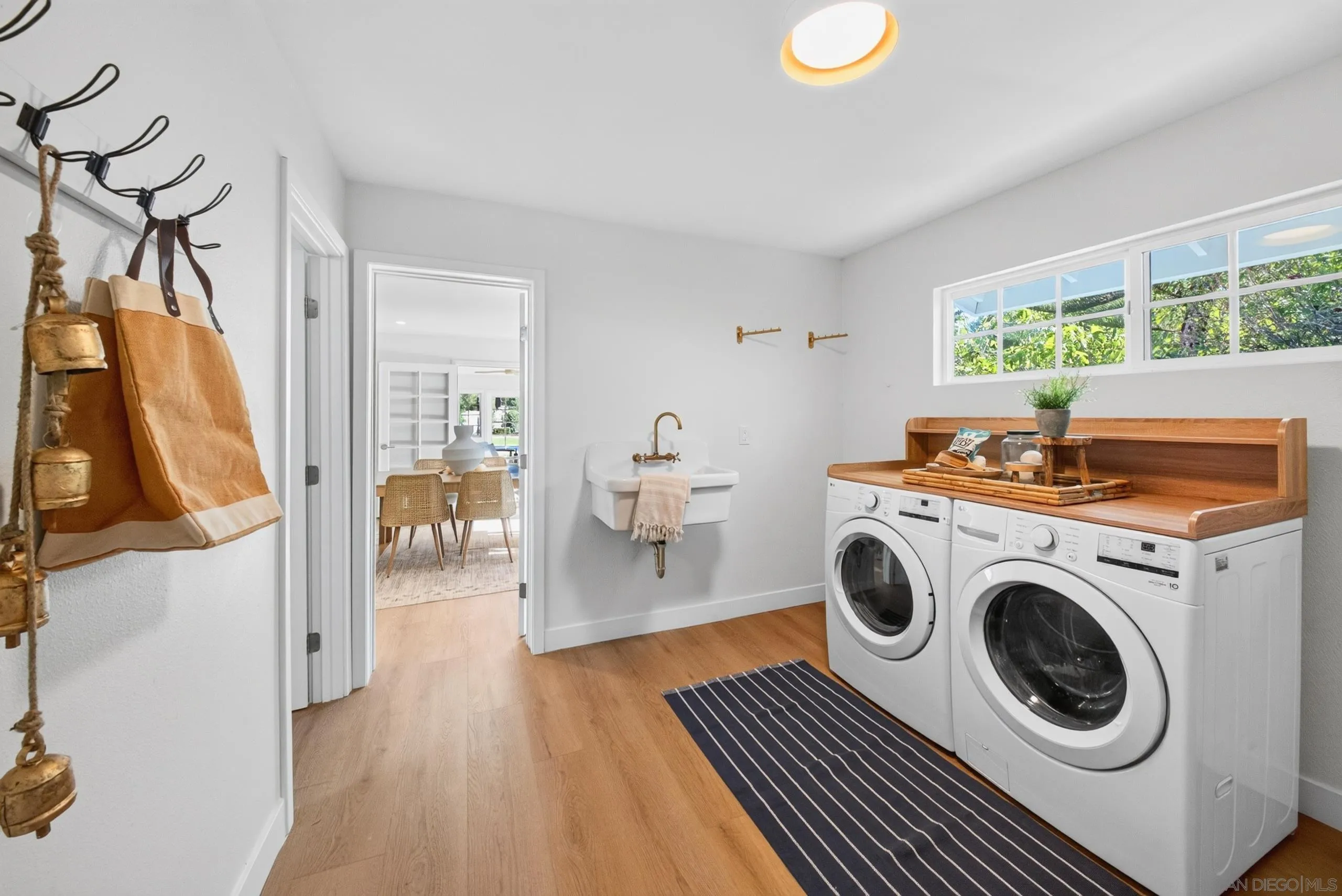 https://cdn.realtyfeed.com/cdn/127/260024617/95d021514aee16f87f78caa281902a60.webp