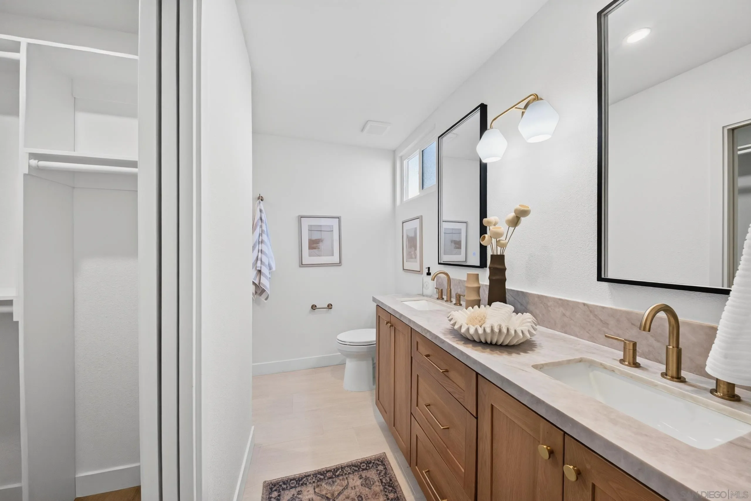 https://cdn.realtyfeed.com/cdn/127/260024617/e12d2164fc2788dd55b0f845b04dce03.webp