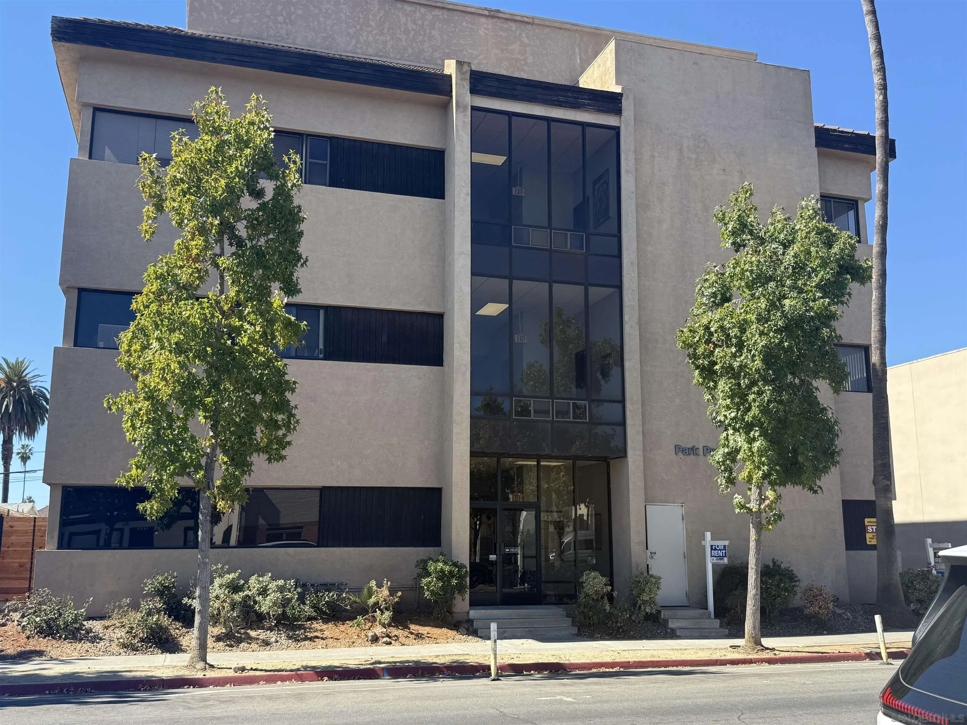 4452 Park Blvd Suite 202