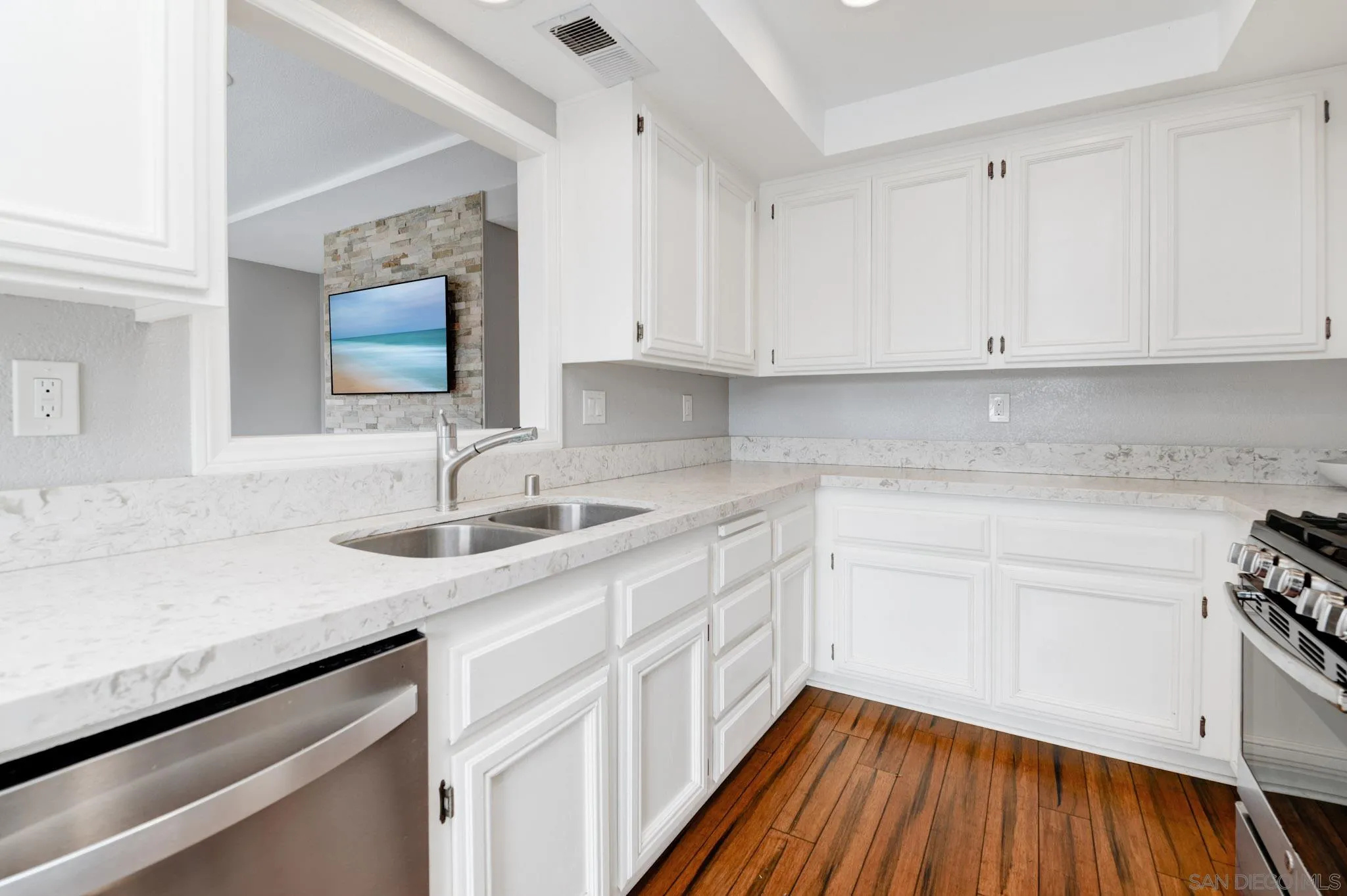 418 Summer View Circle, Encinitas, CA 92024, photo 11