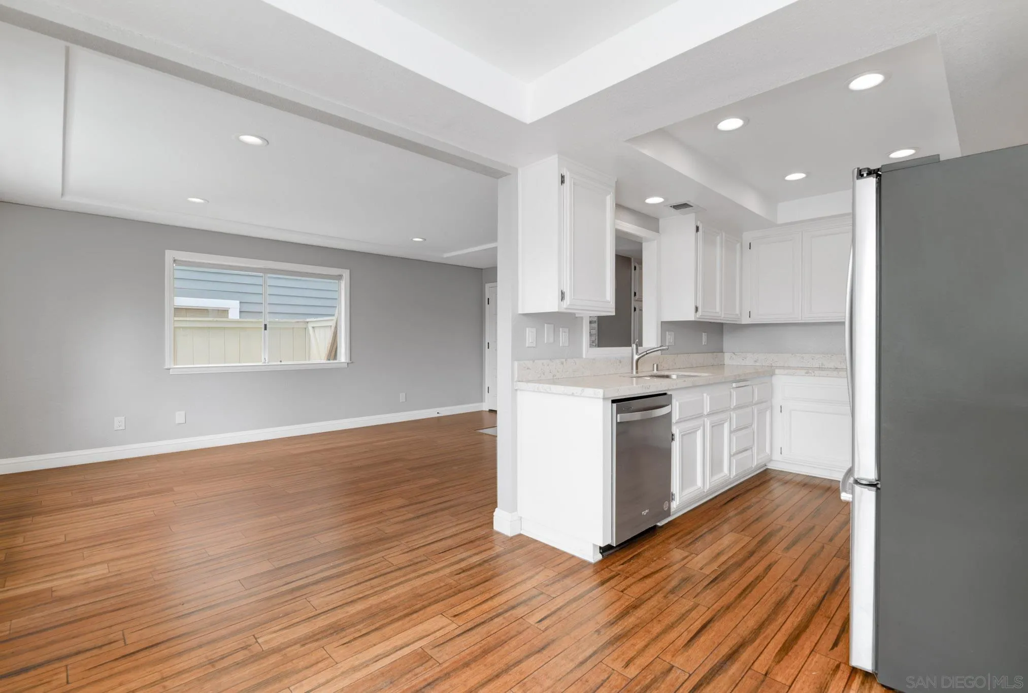 418 Summer View Circle, Encinitas, CA 92024, photo 8