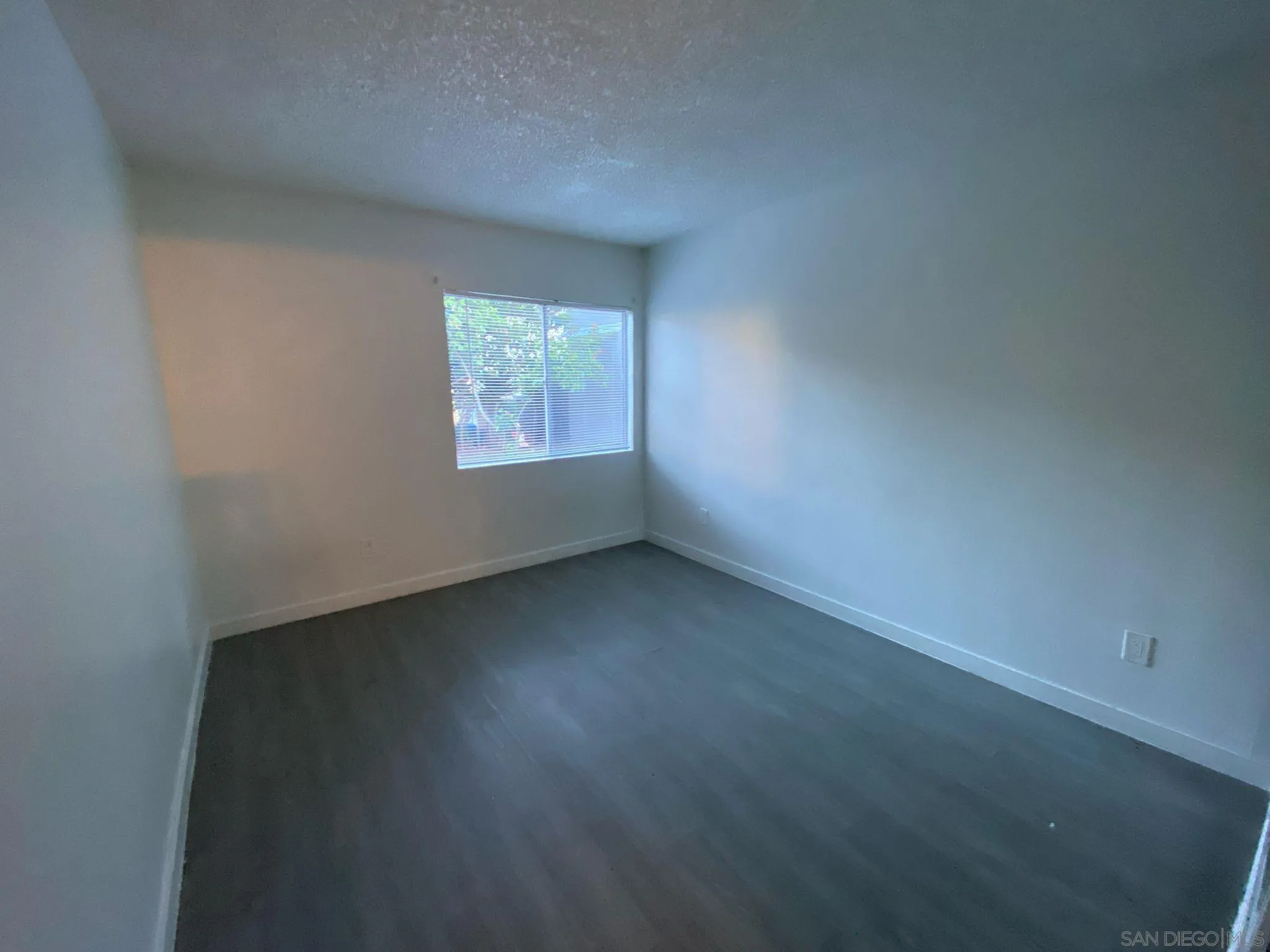 702 R Ave, National City, CA 91950, photo 6