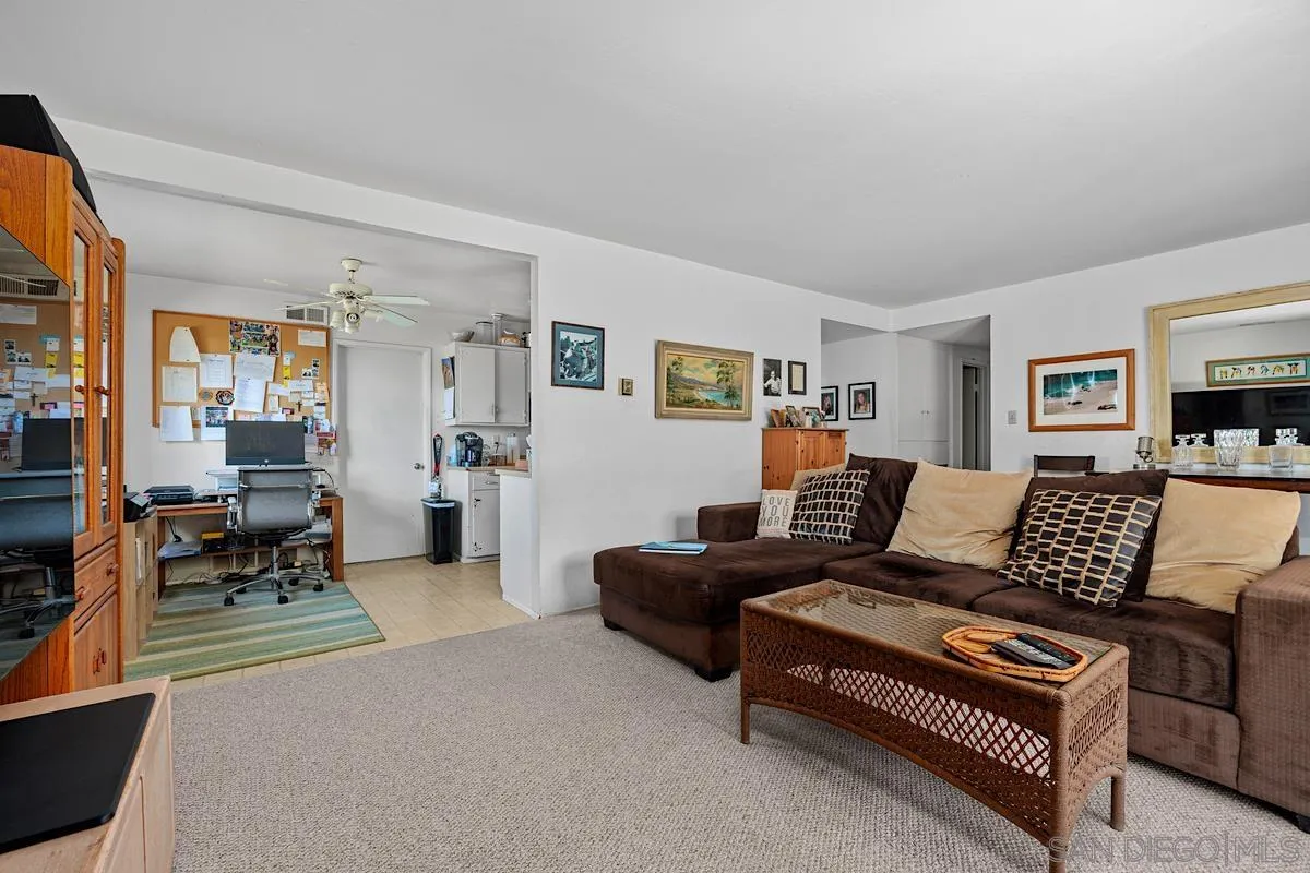 951 Emma, Cardiff By The Sea, CA 92007 Family Room