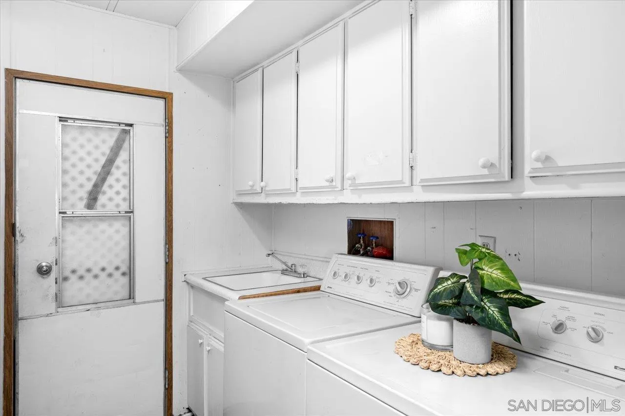 https://cdn.realtyfeed.com/cdn/127/260024630/d77389605a199d4bdf9b5de23cd2a9ac.webp