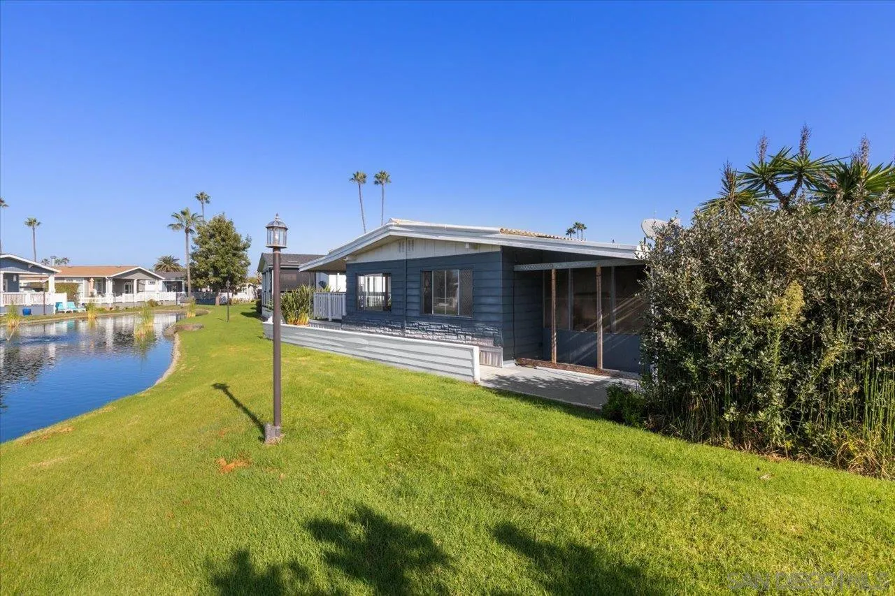 https://cdn.realtyfeed.com/cdn/127/260024630/e769ffddb109420821d73bf9bec31c08.webp
