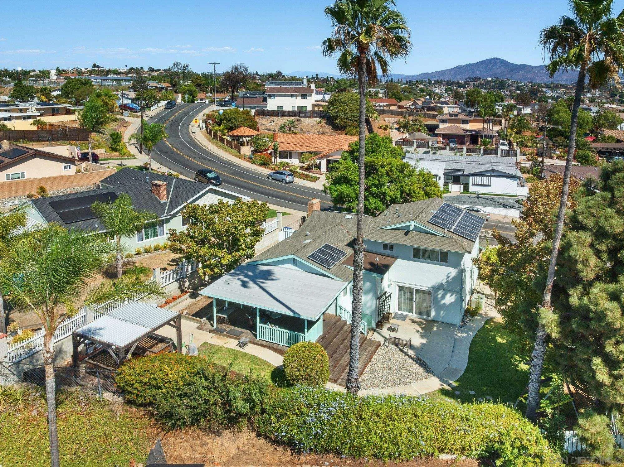 https://cdn.realtyfeed.com/cdn/127/260024637/54d3389dc2245461fe08bf0fd851529f.webp