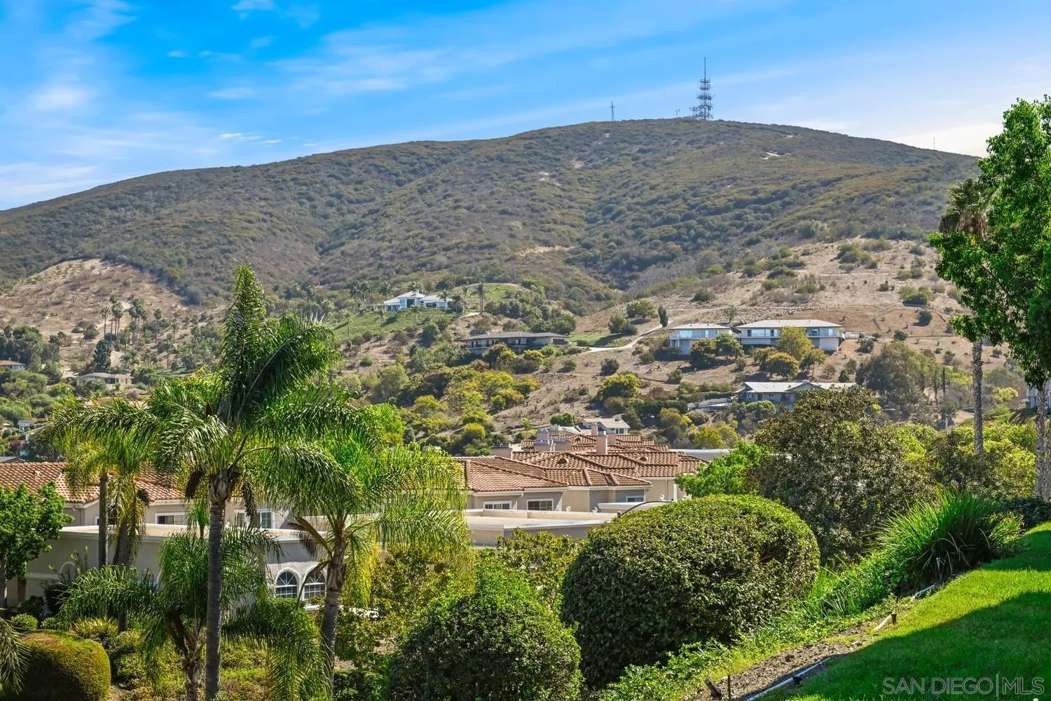 https://cdn.realtyfeed.com/cdn/127/260024638/6a4856632b1e33000a21dd7263a9767b.webp