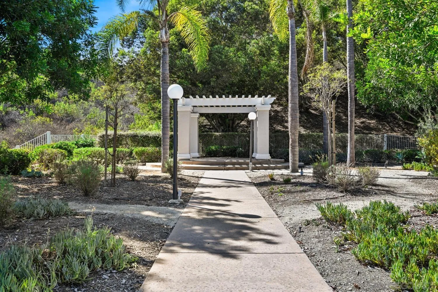 1646 Via Caminar, San Marcos, CA 92078 1646 Via Caminar, San Marcos, CA 92078