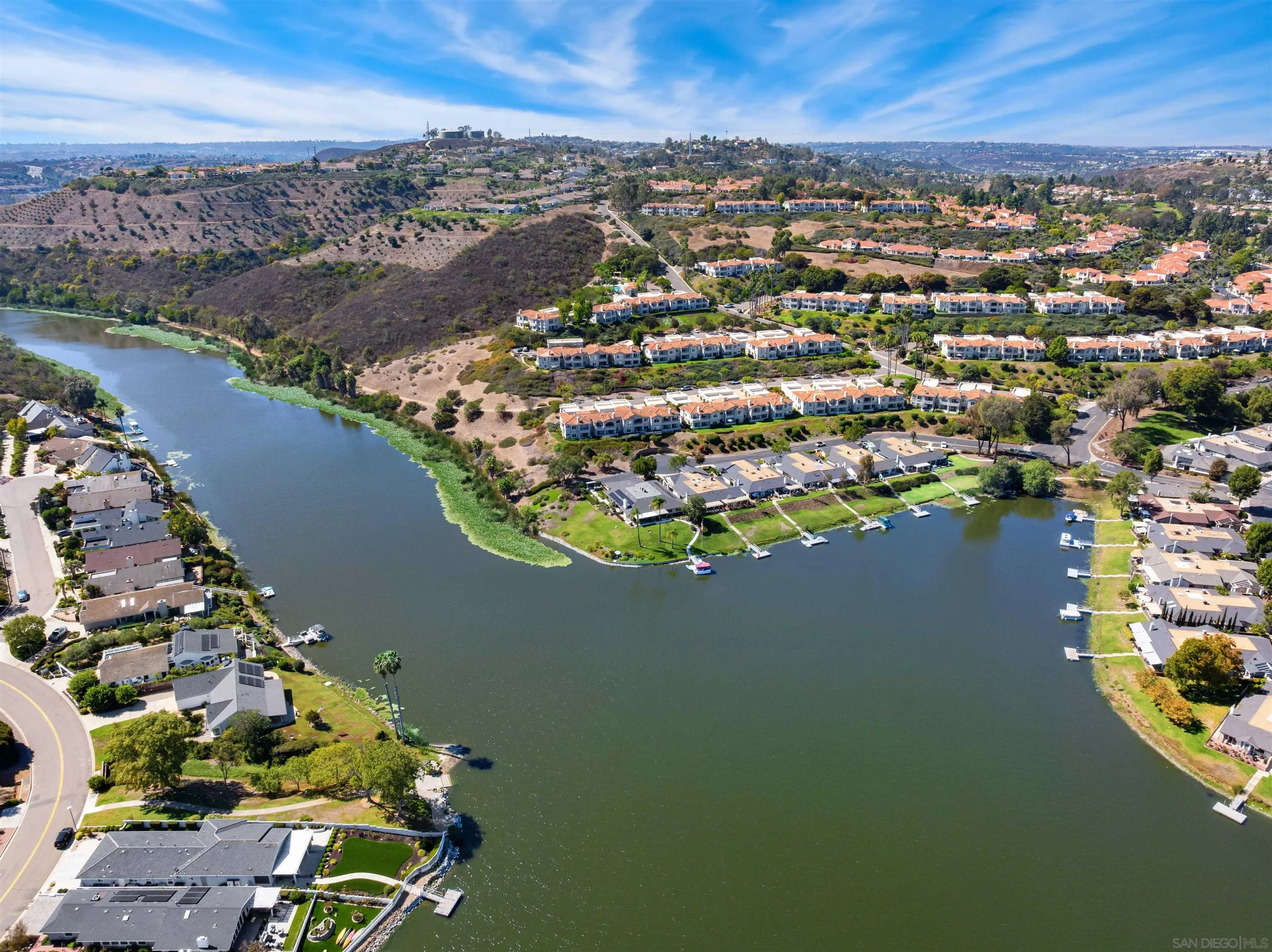 1646 Via Caminar, San Marcos, CA 92078 1646 Via Caminar, San Marcos, CA 92078
