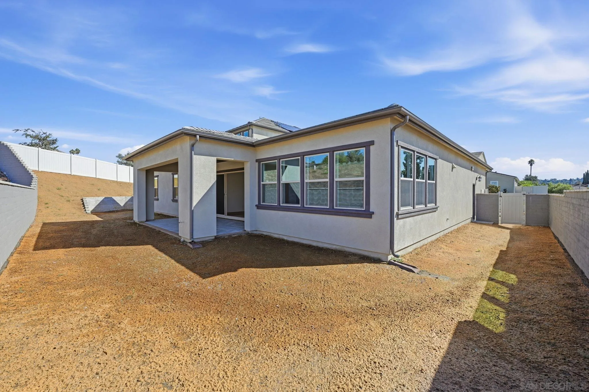 https://cdn.realtyfeed.com/cdn/127/260024643/4e9a3178d8e228aba97030f14c2322d8.webp