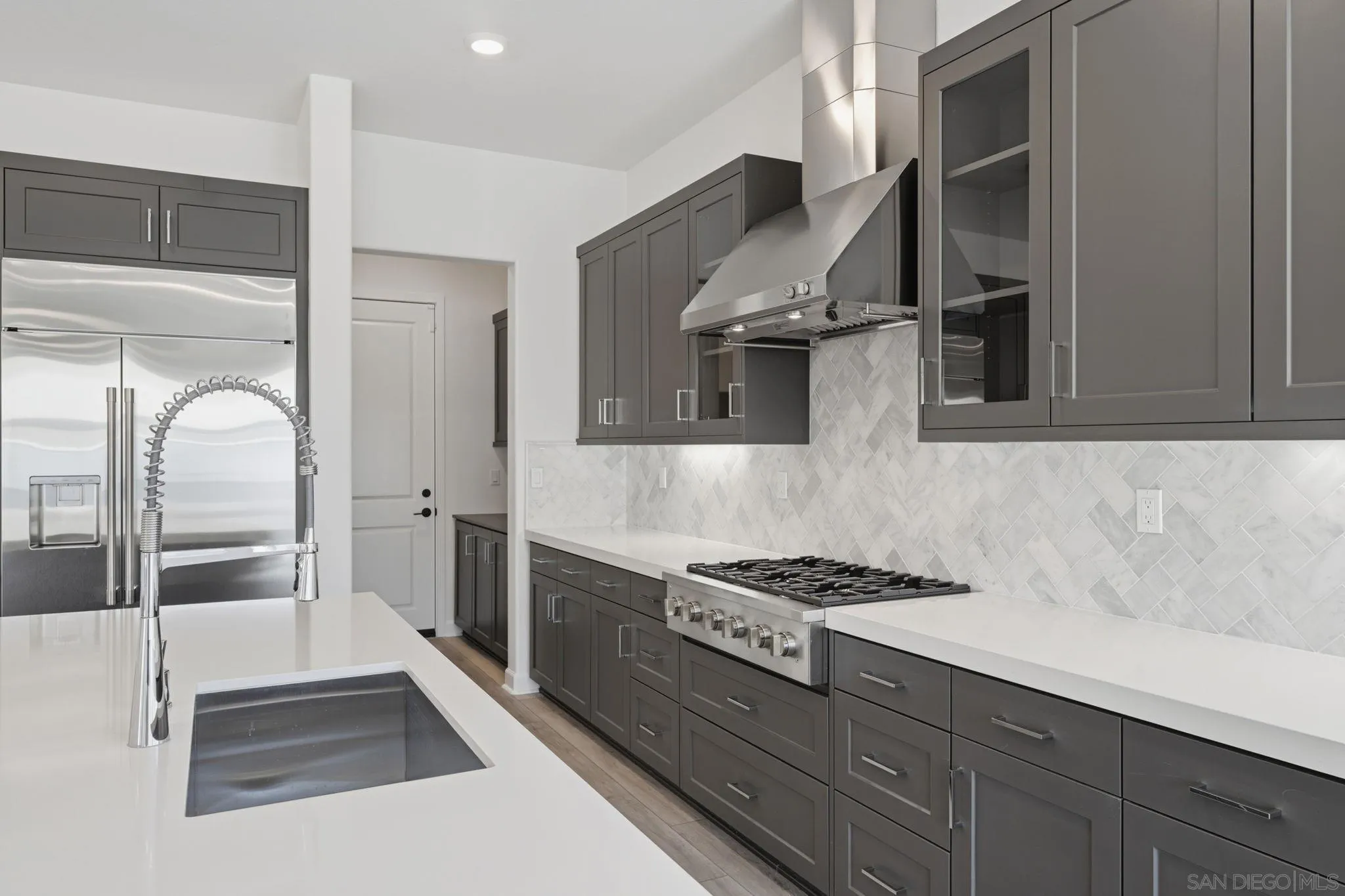 https://cdn.realtyfeed.com/cdn/127/260024643/5862803d38cc5e50b8934f44775b486a.webp