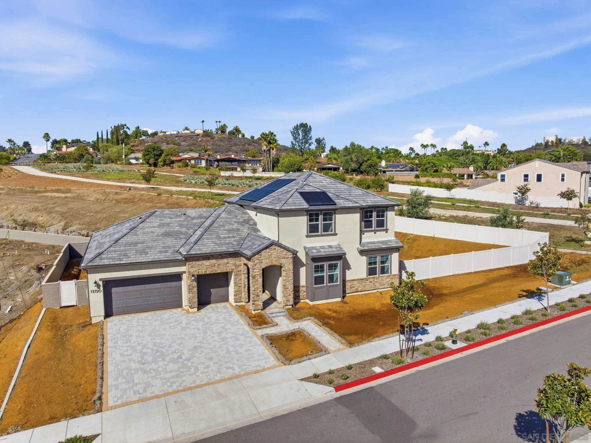 https://cdn.realtyfeed.com/cdn/127/260024643/c2e1798a0c8e851b7c3d6767487ce6e7.webp